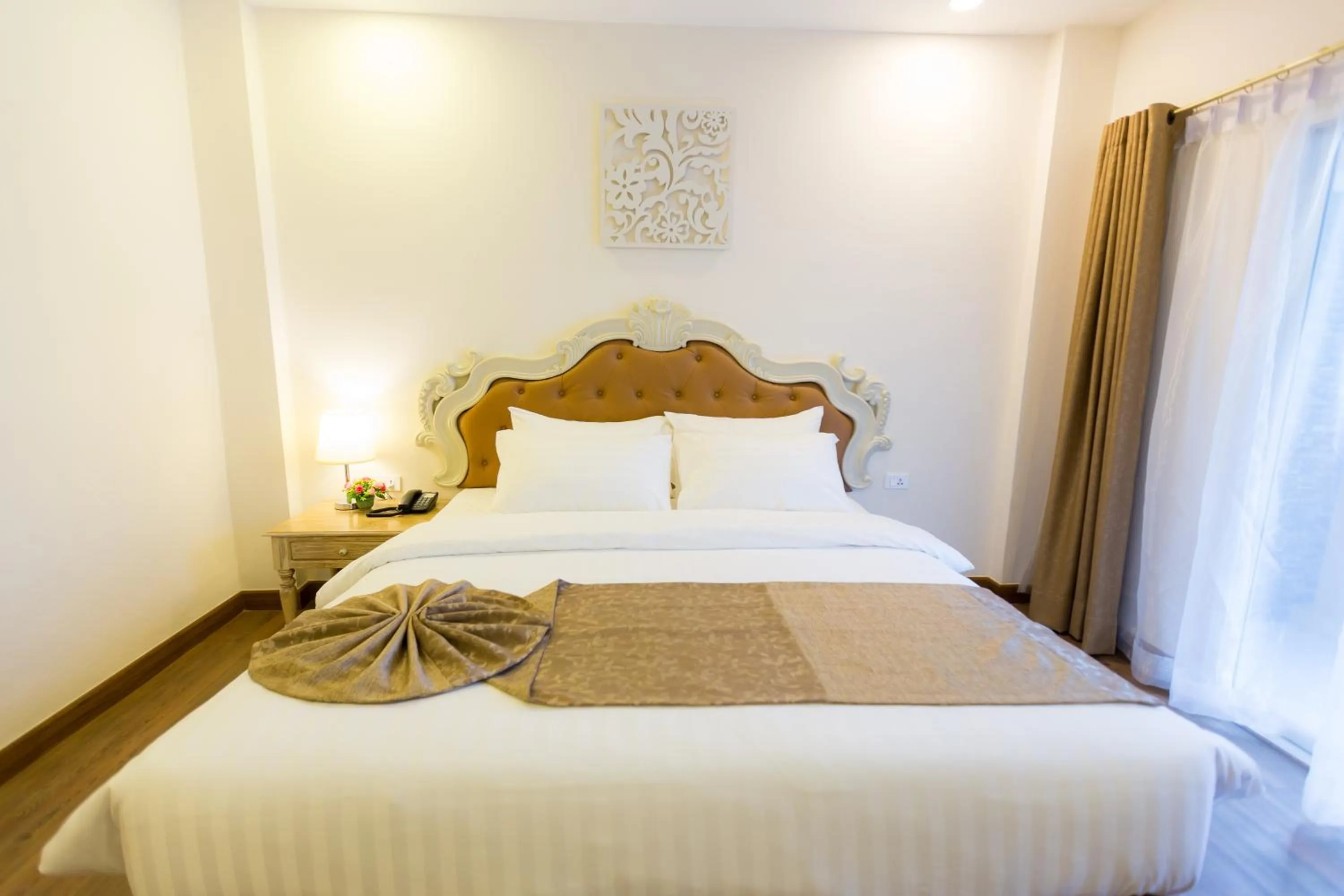 Superior King Bed in Hi Chiangrai Hotel