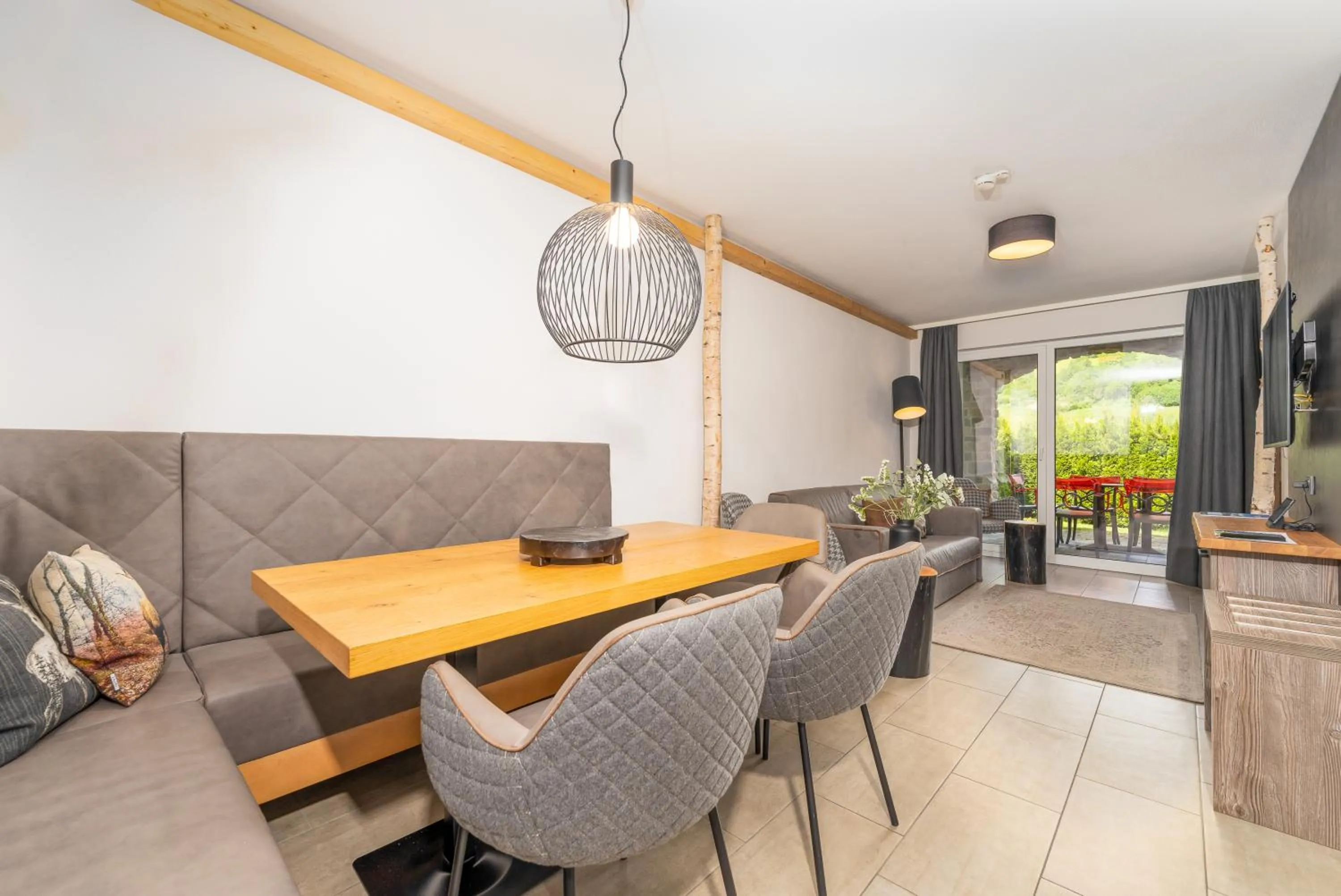 One-Bedroom Suite with Terrace in AvenidA Panorama Suites