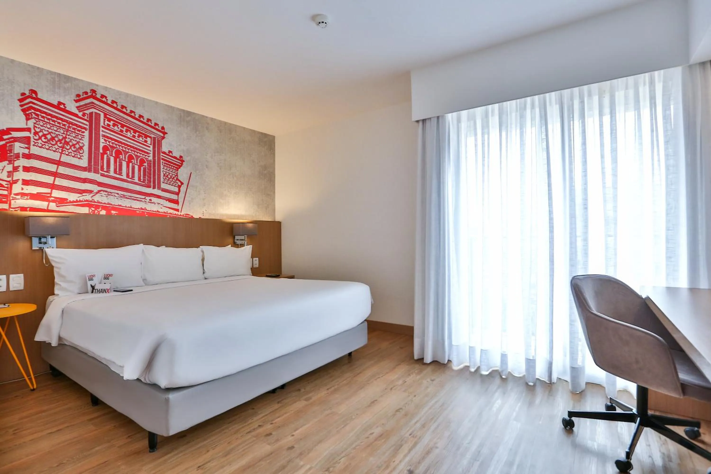 Studio with Balcony in Radisson RED Campinas