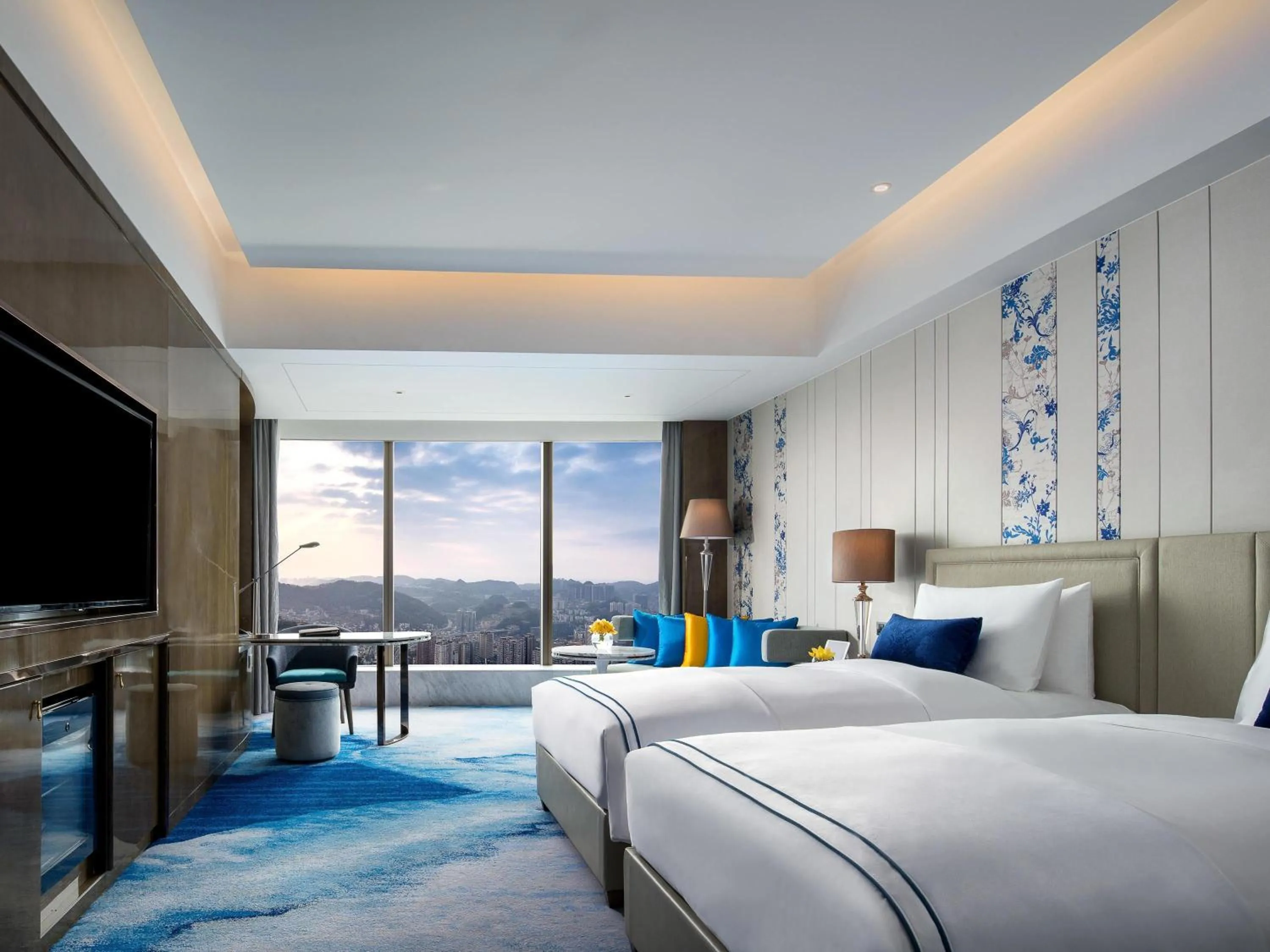 Superior Twin Room in Sofitel Guiyang Hunter