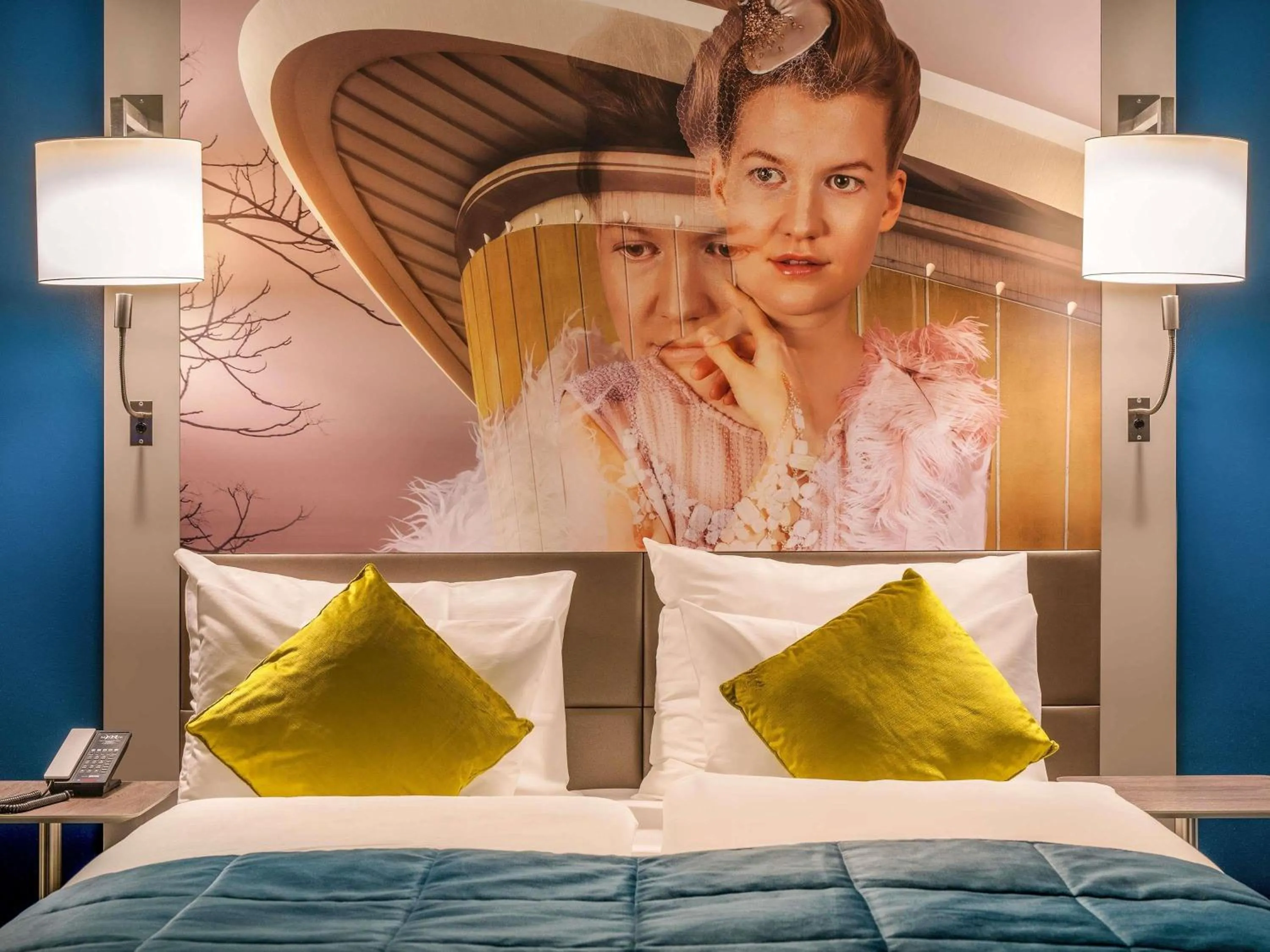 Standard Queen Room in MERCURE Hotel Berlin Wittenbergplatz