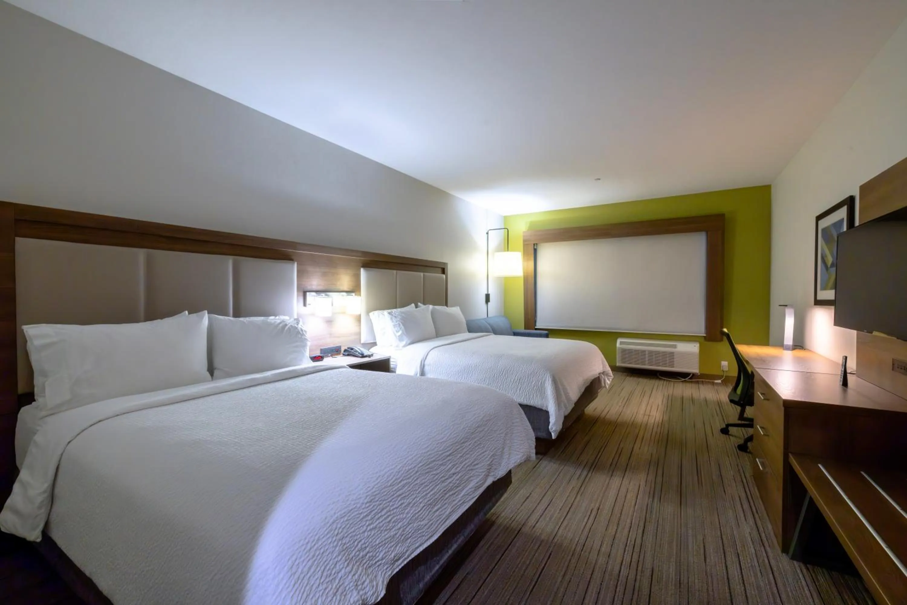 Suite with Two Queen Beds in Holiday Inn Express & Suites Dallas NE Arboretum