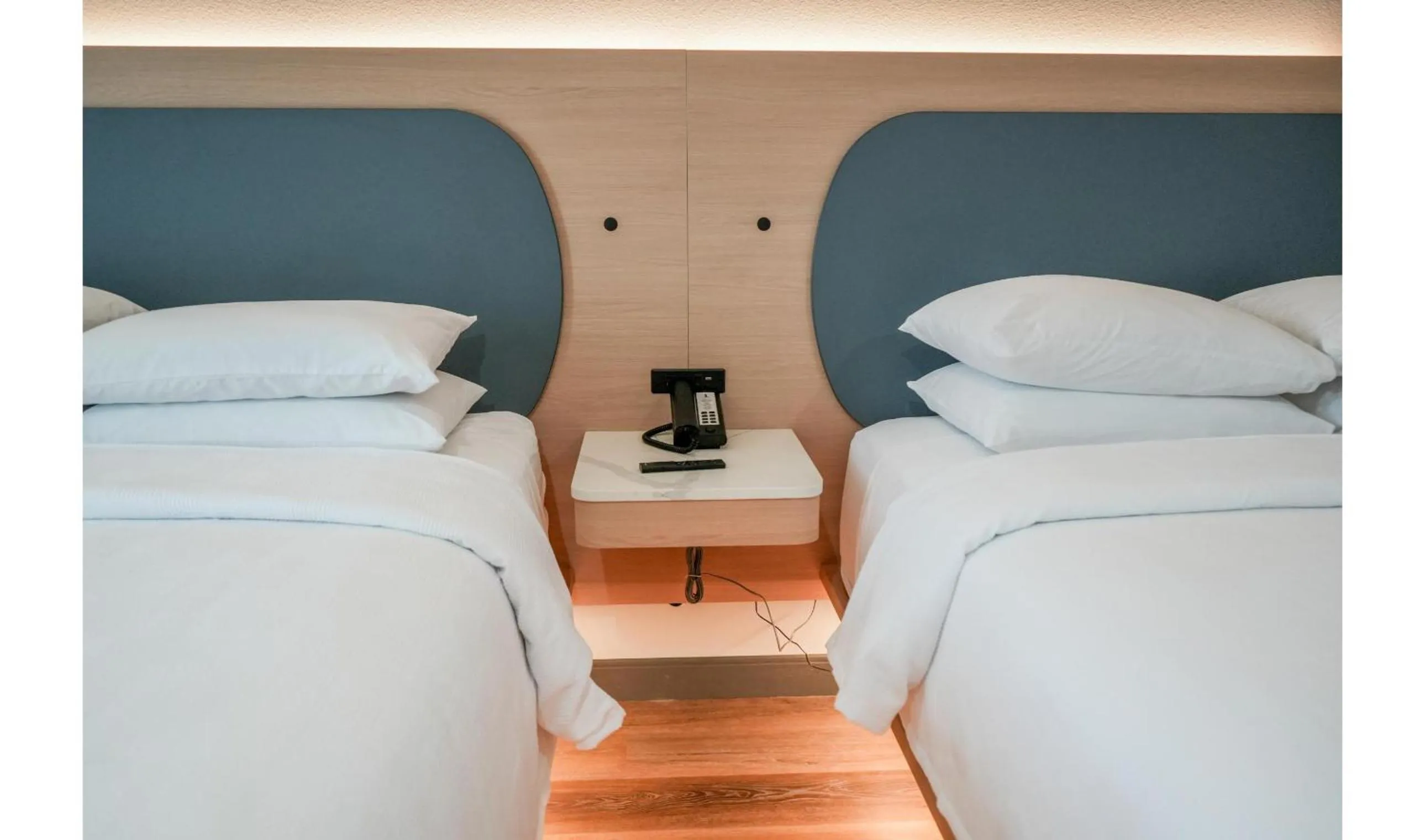 Premium Two Queen Room with Balcony- Hearing Accessible in Hotel Lydia