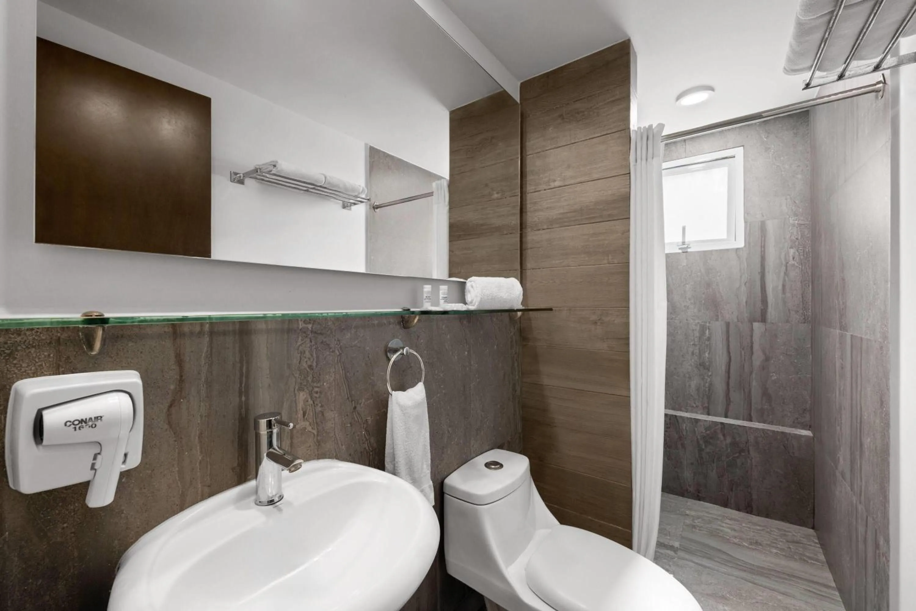 Double Room with Two Double Beds - Non-Smoking in Ramada by Wyndham Tampico Centro