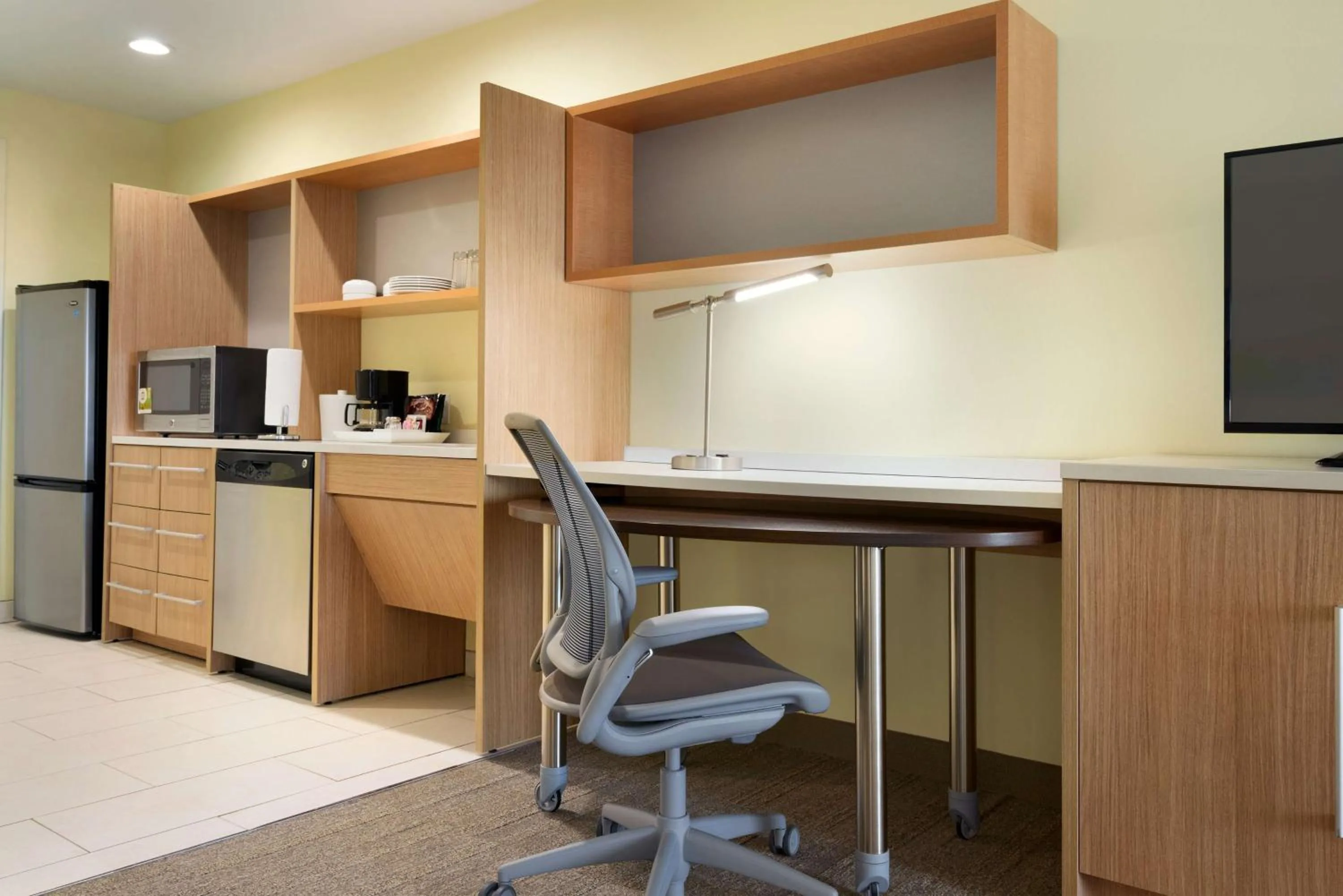 Studio Suite with Two Queen Beds - Hearing Access/Non-Smoking in Home2 Suites By Hilton Baton Rouge