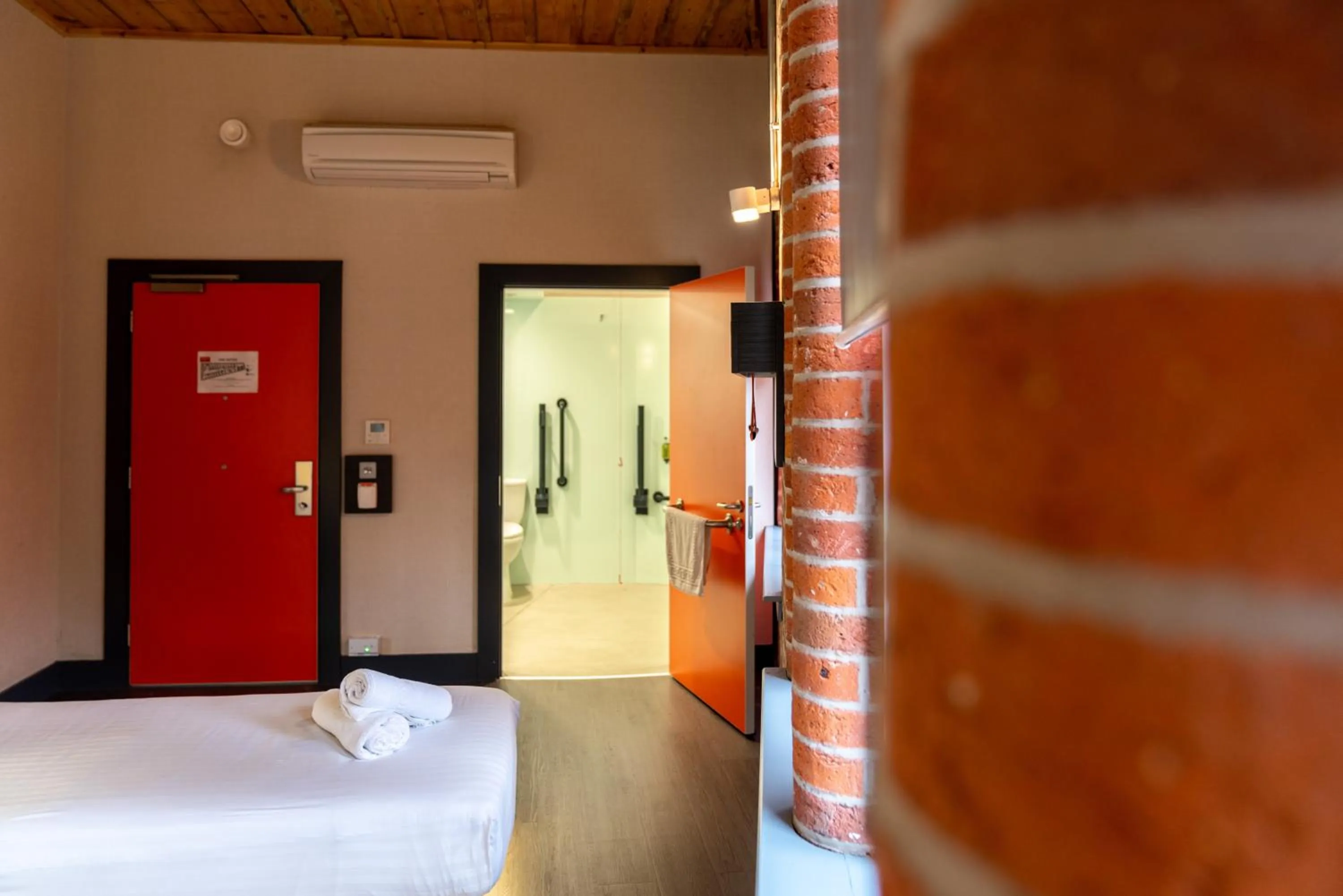 Double Room - Disability Access in easyHotel Manchester
