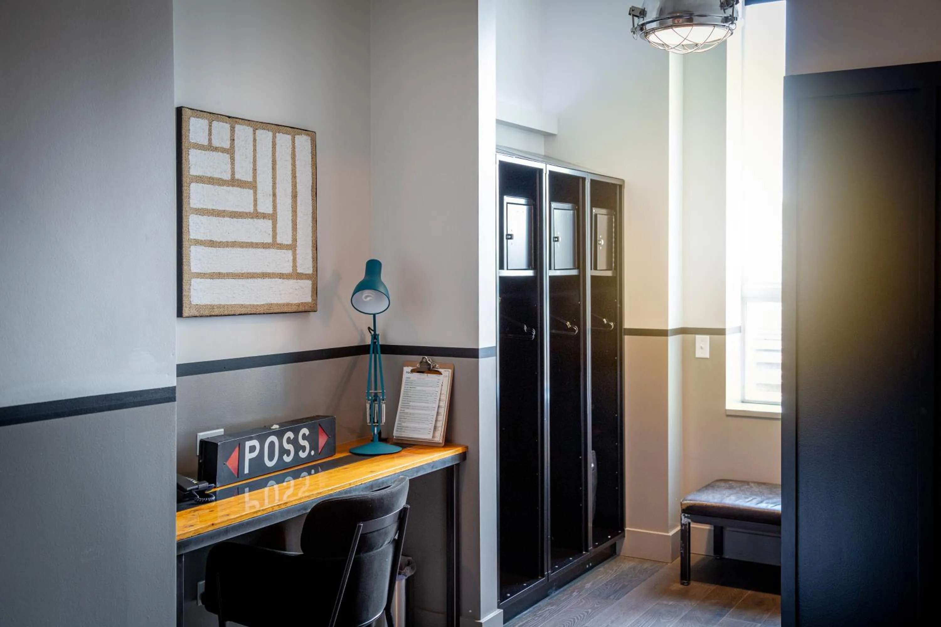 Deluxe King Room in The Chicago Hotel Collection River North