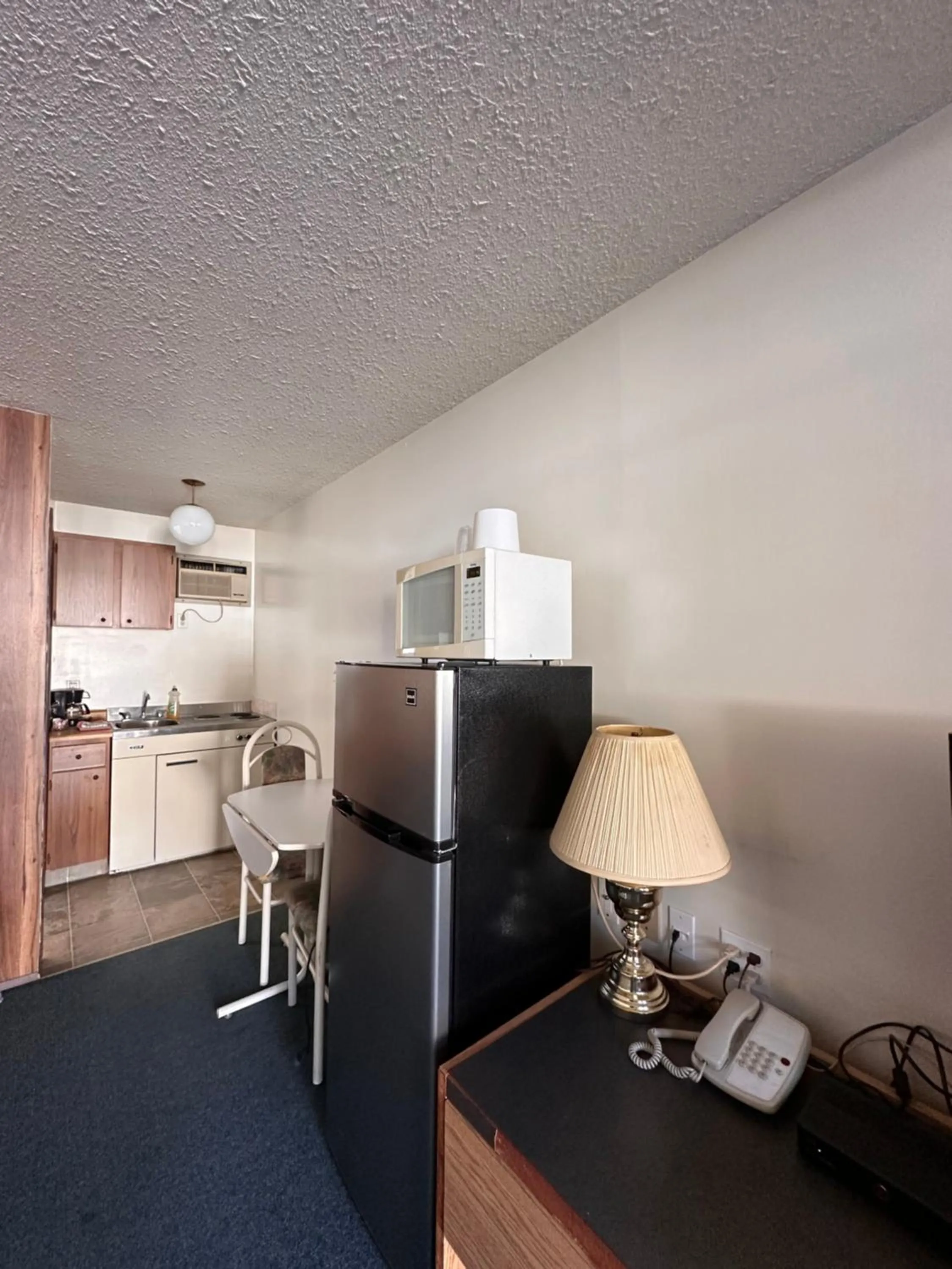 Deluxe Queen Room with Two Queen Beds - Non-Smoking in Howard Johnson by Wyndham Edson