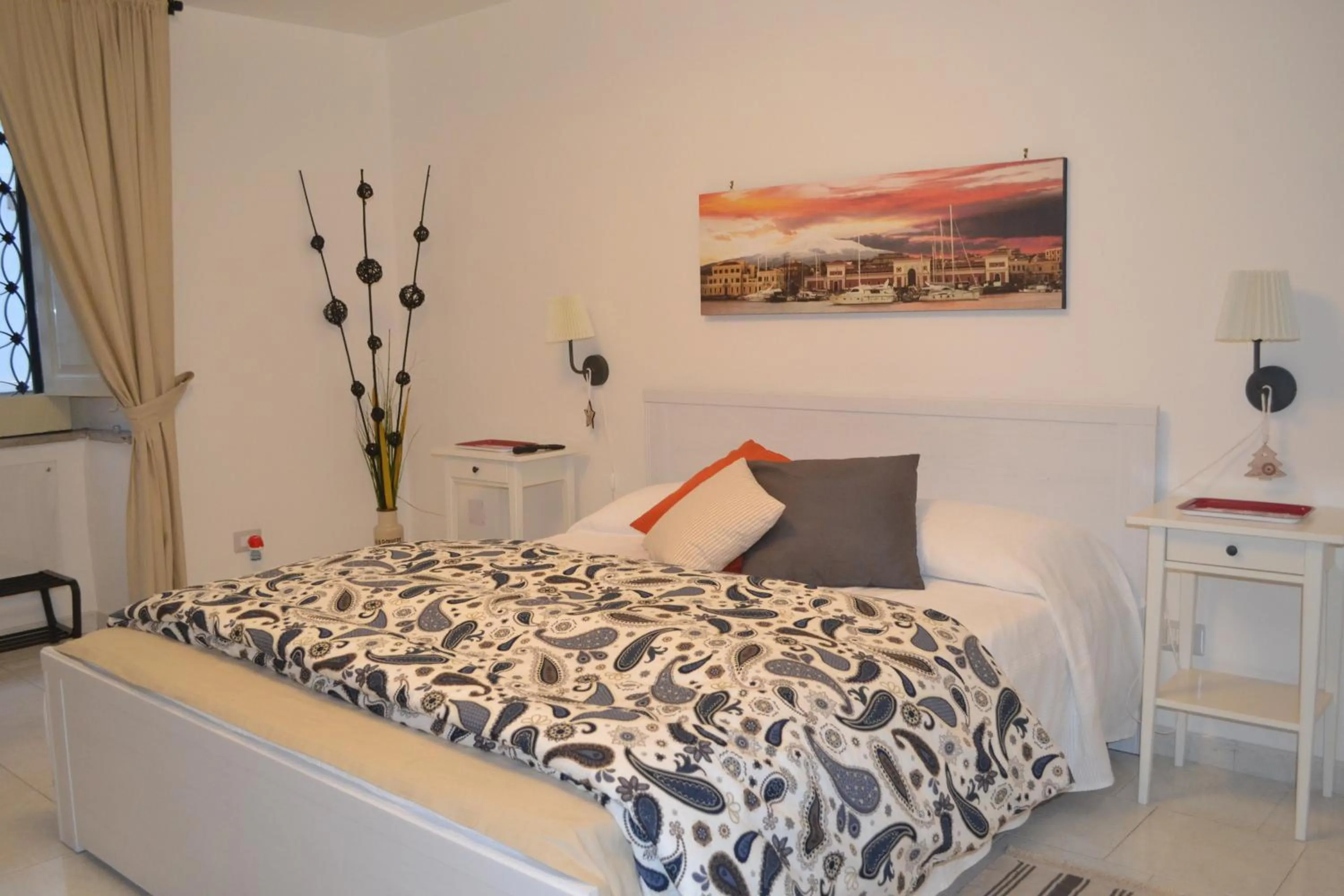 Standard Quadruple Room - single occupancy in Il Cortiletto Di Piazza Verga