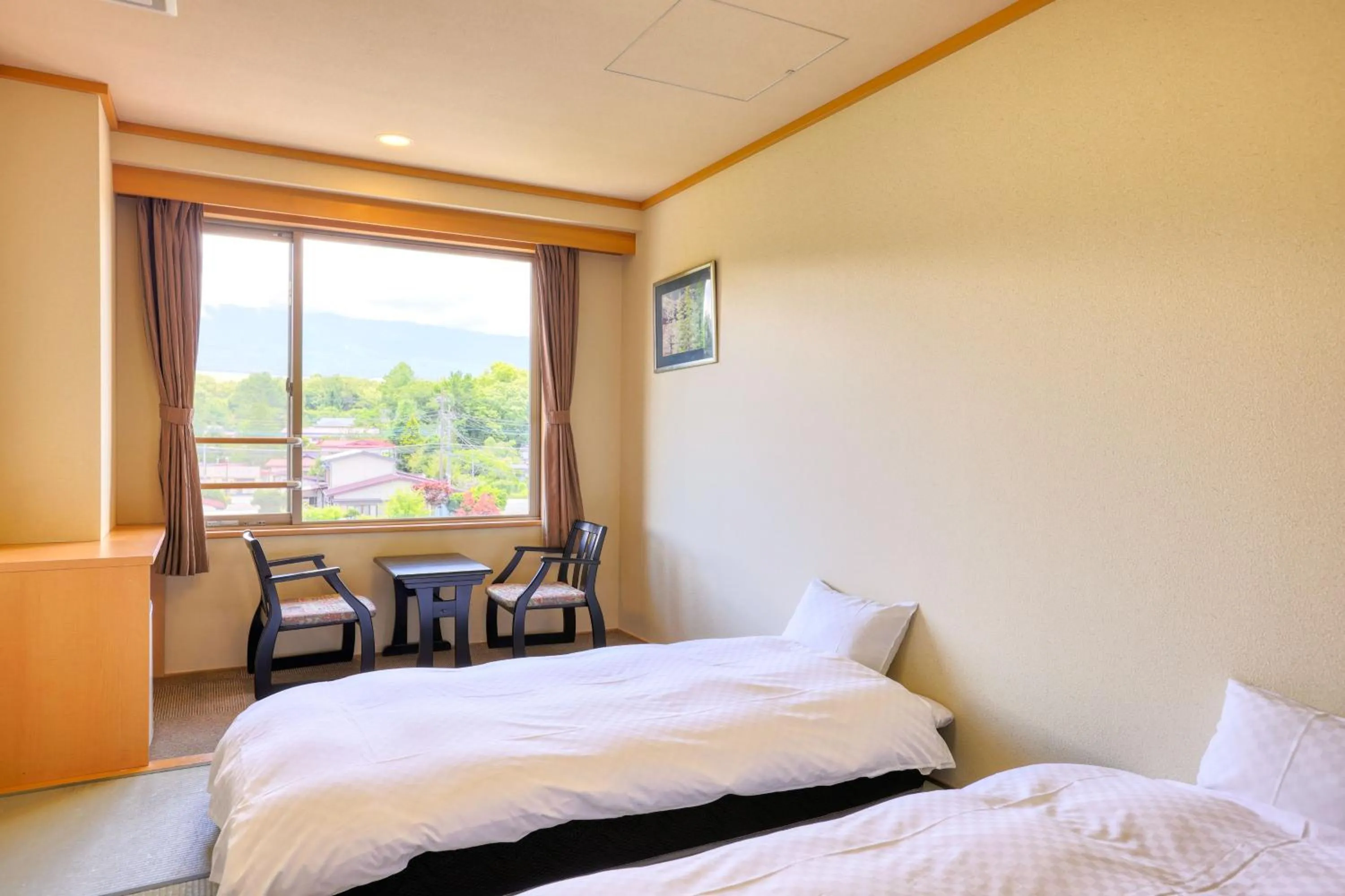 Japanese Style Room with Private Bathroom with Mountain View - single occupancy in Fuji Matsuzono Hotel