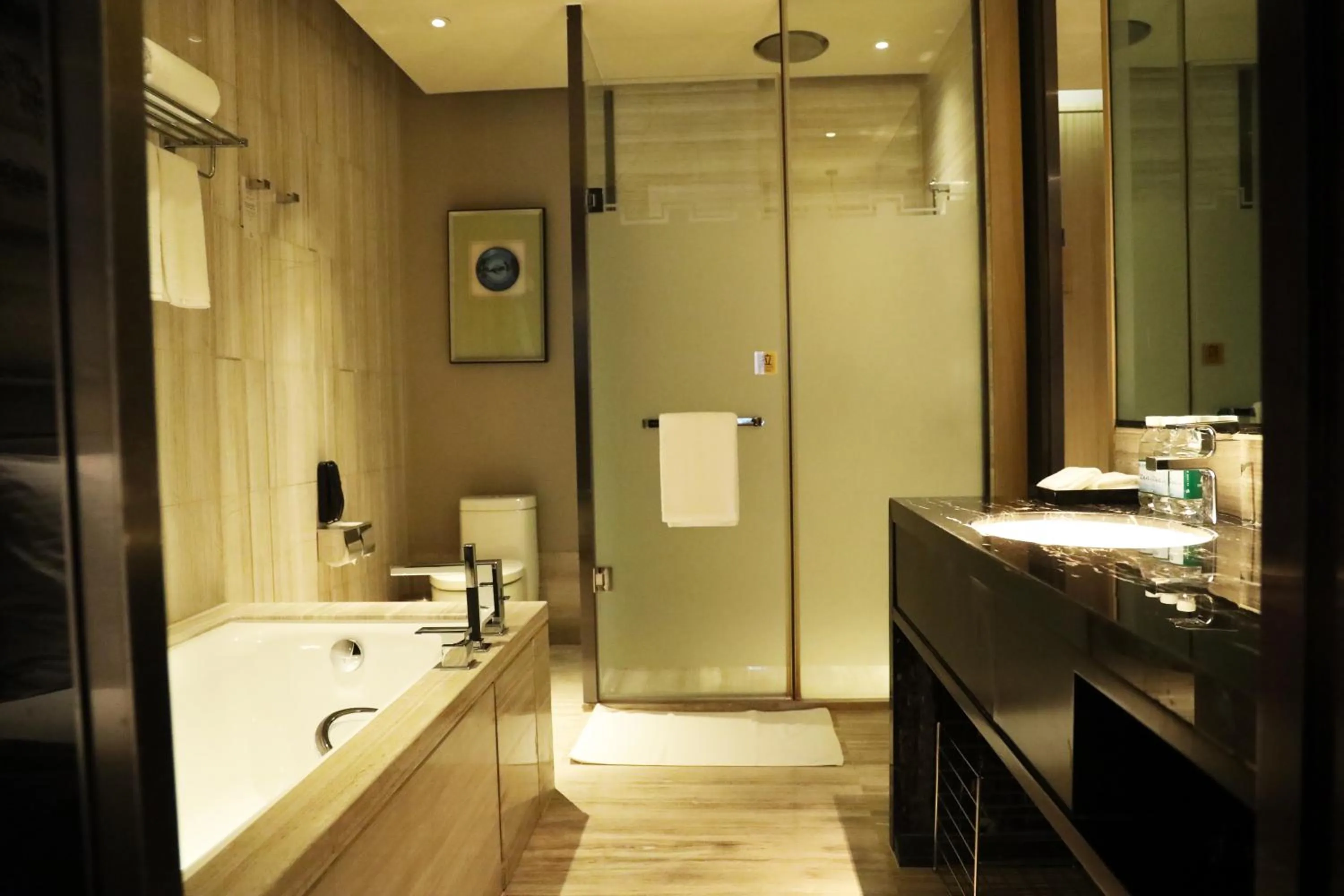 Grand Deluxe Double Room in Wanda Realm Jingzhou