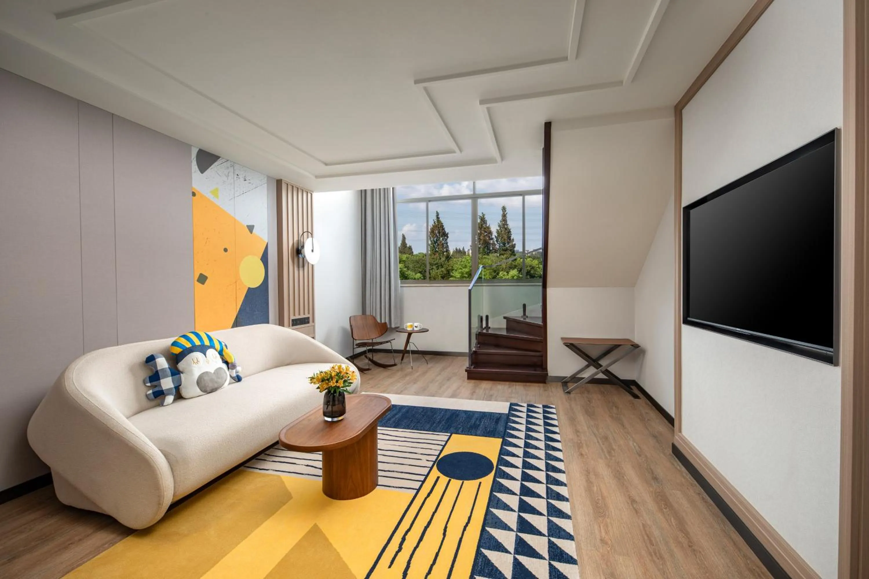 One-Bedroom Queen Duplex Suite in voco Shanghai Zhangjiang by IHG - Free shuttle to Disneyland