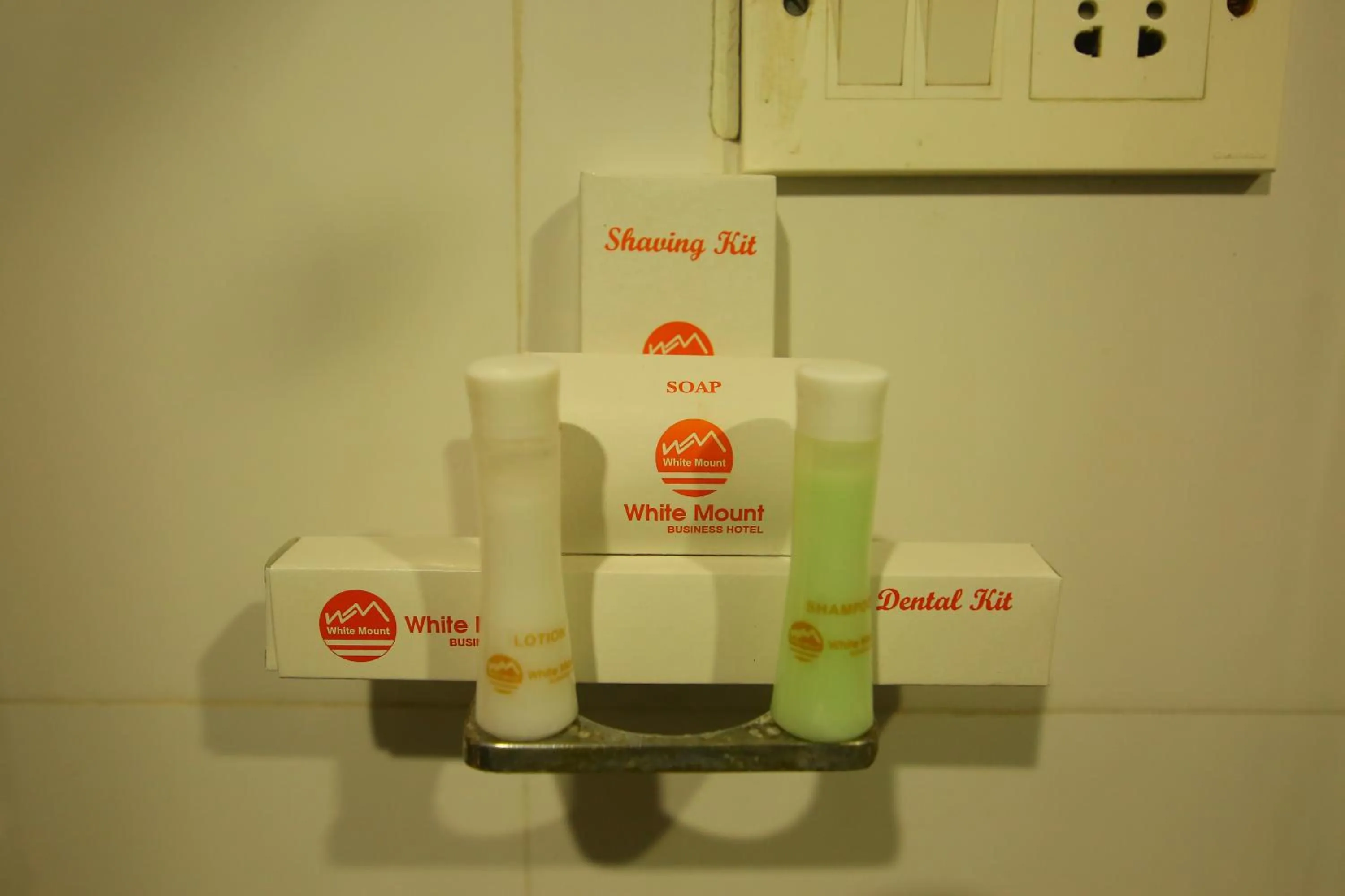 Economy Twin Room in Hotel White Mount