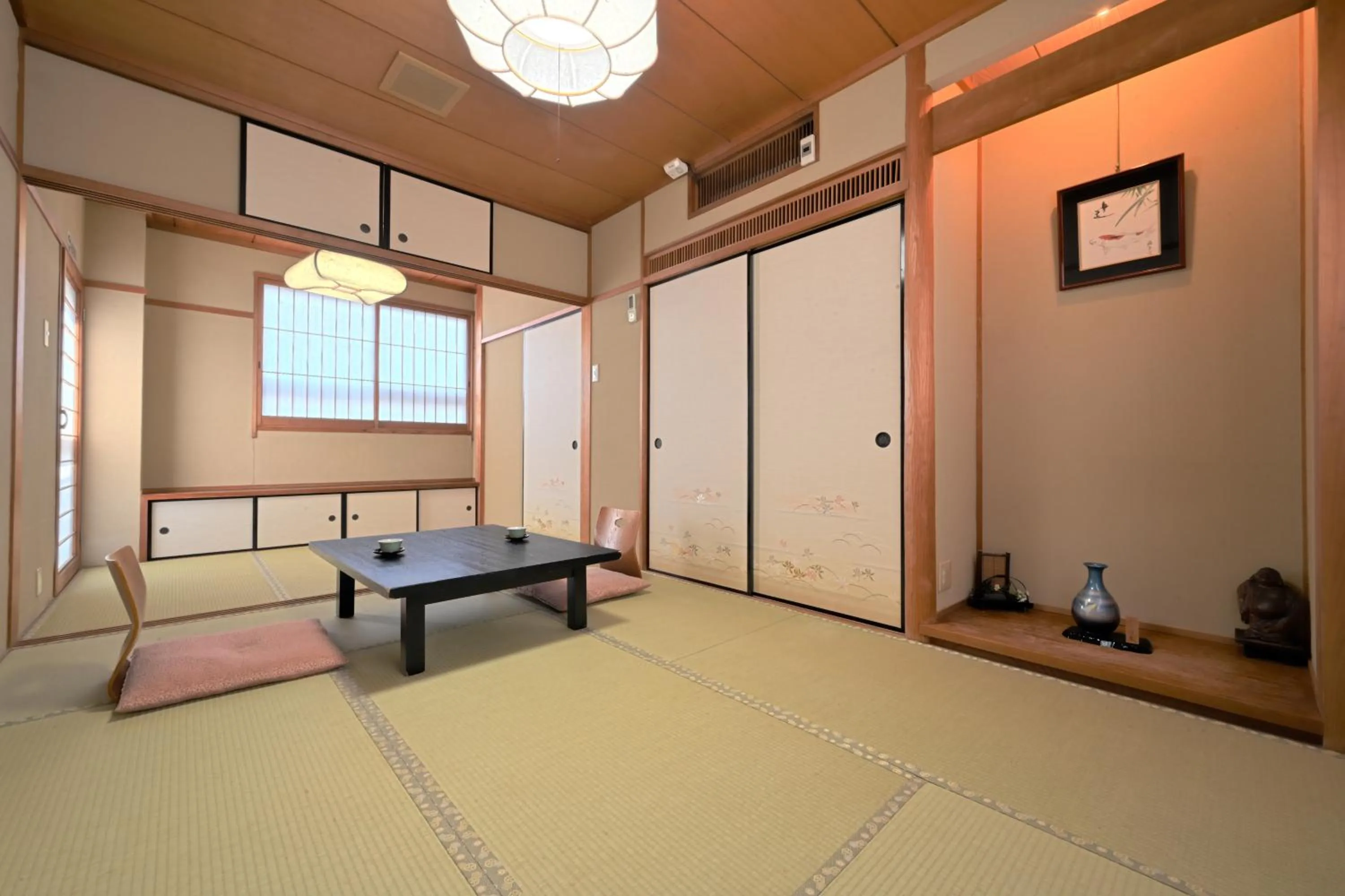 Japanese-Style Quadruple Room in Yamadaya