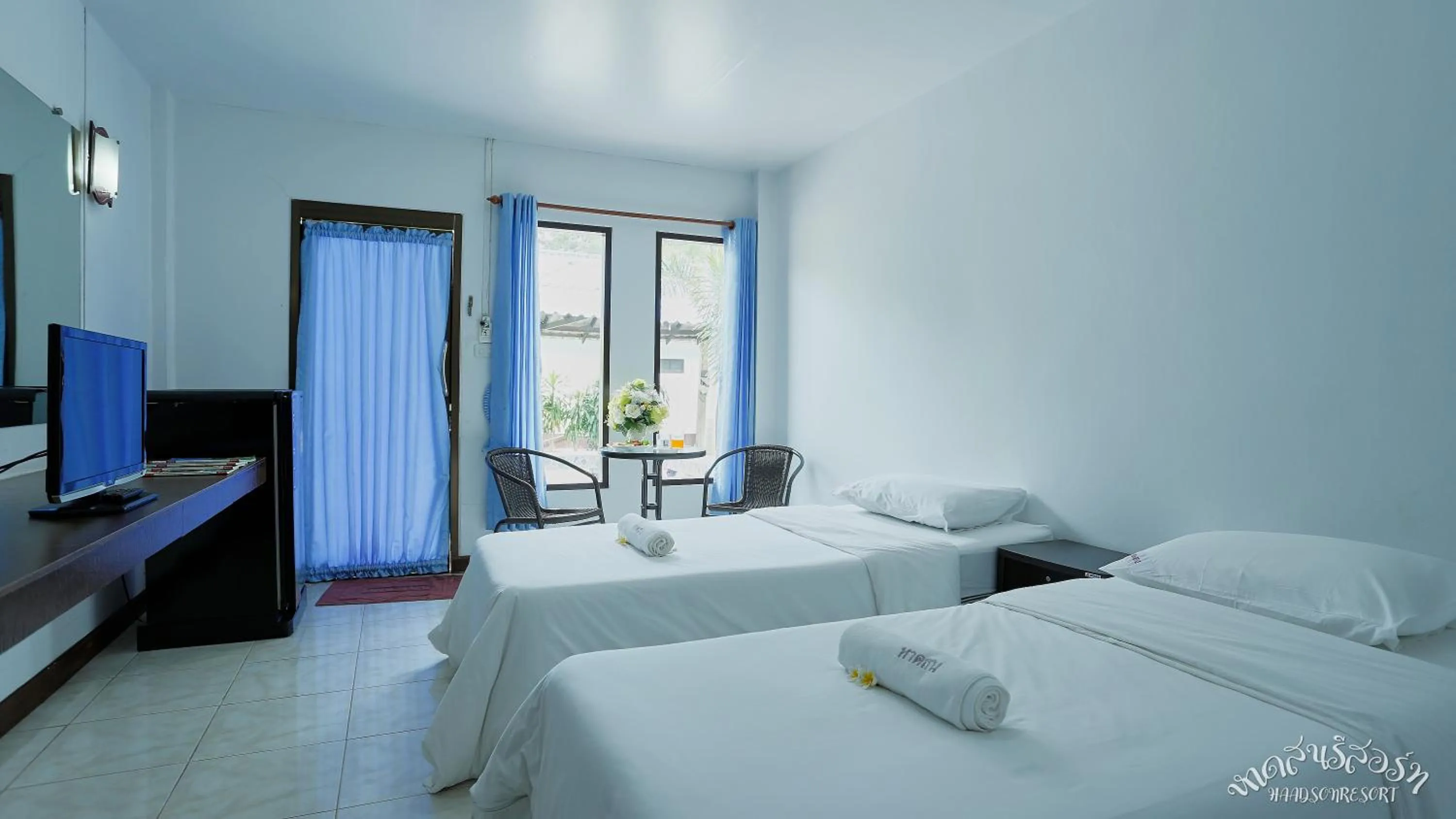 Standard Twin Room in HaadSon Resort