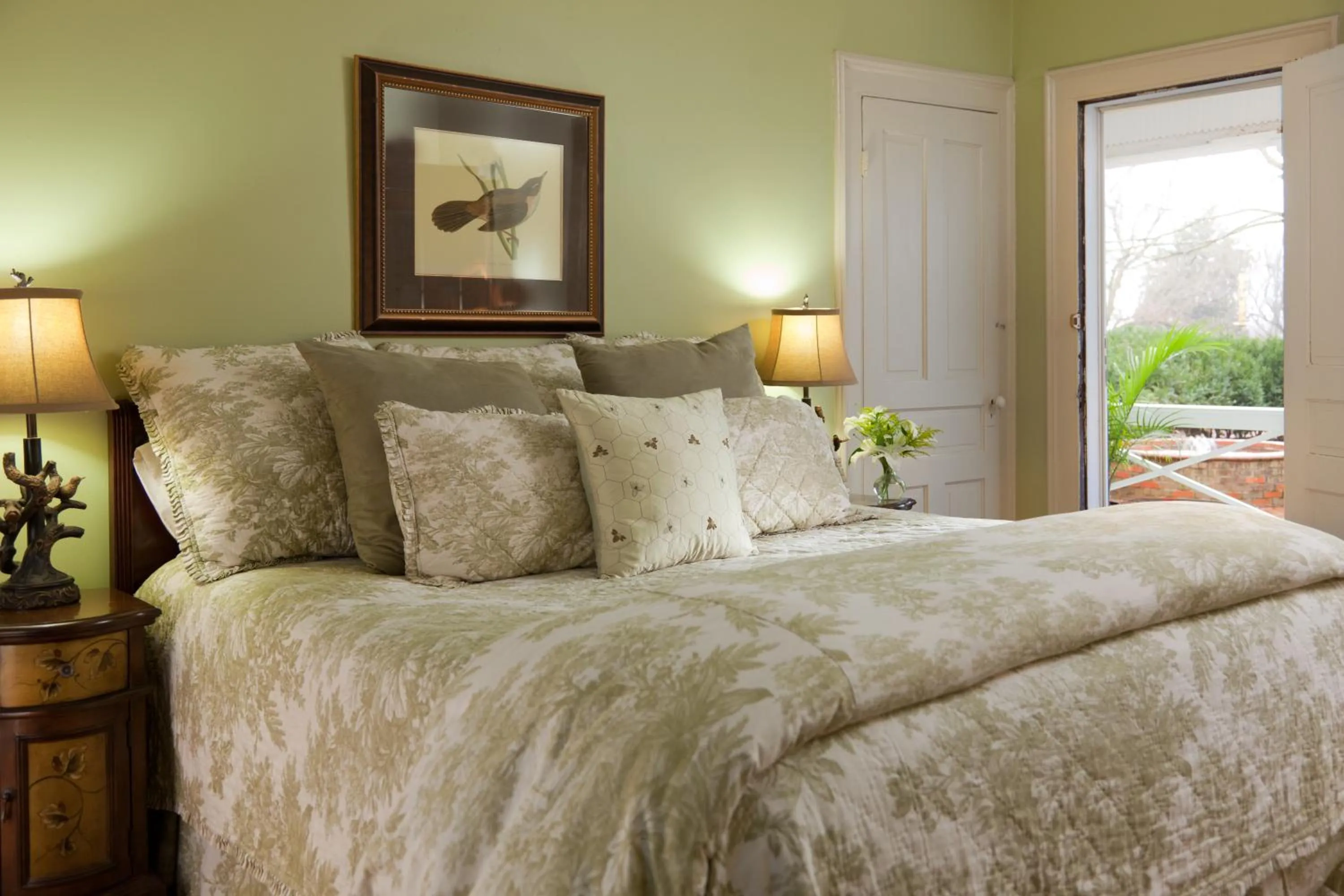 Deluxe King Room - Not Pet Friendly in The Inn & Tavern at Meander