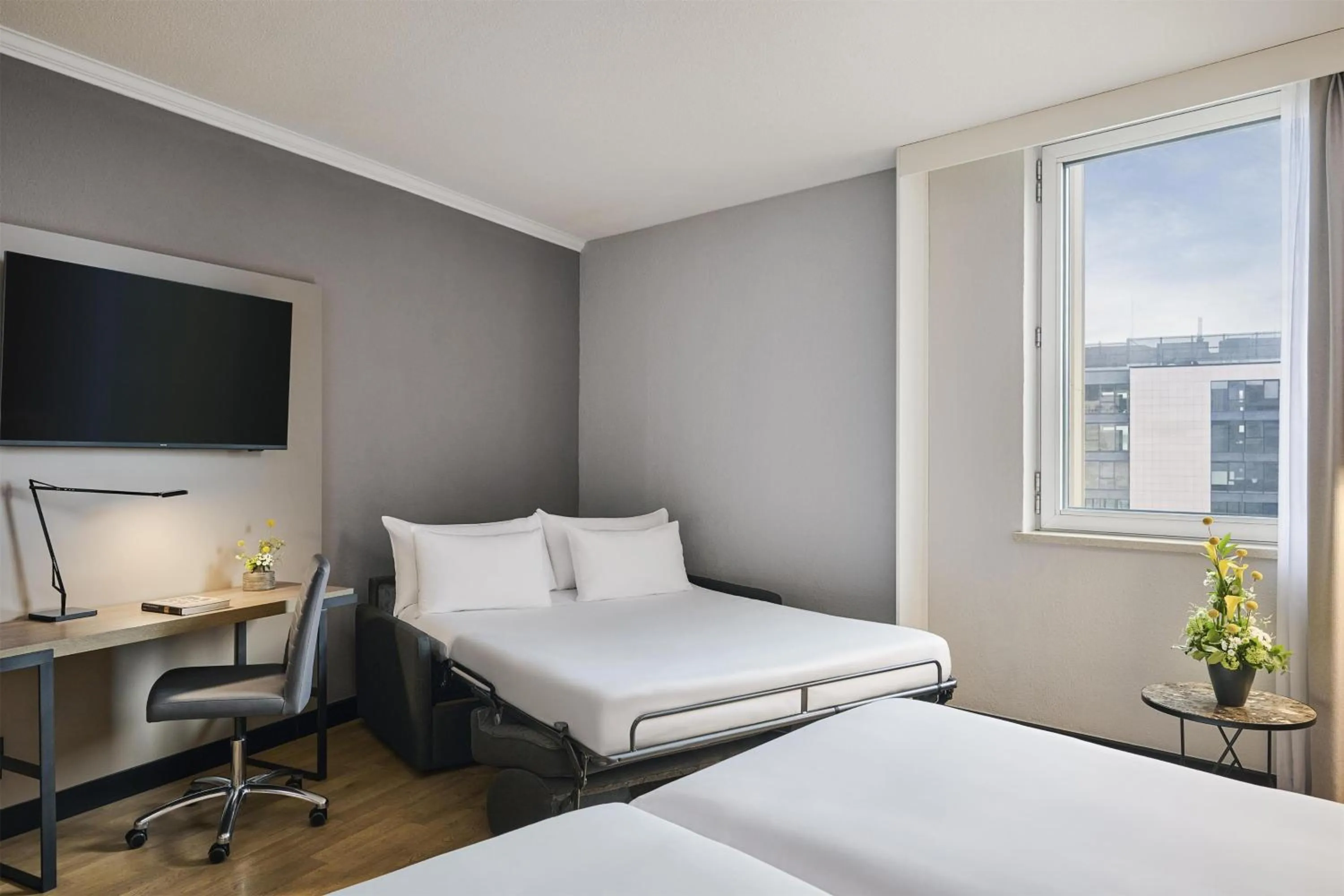 Family Corner Room in NH Luxembourg Airport