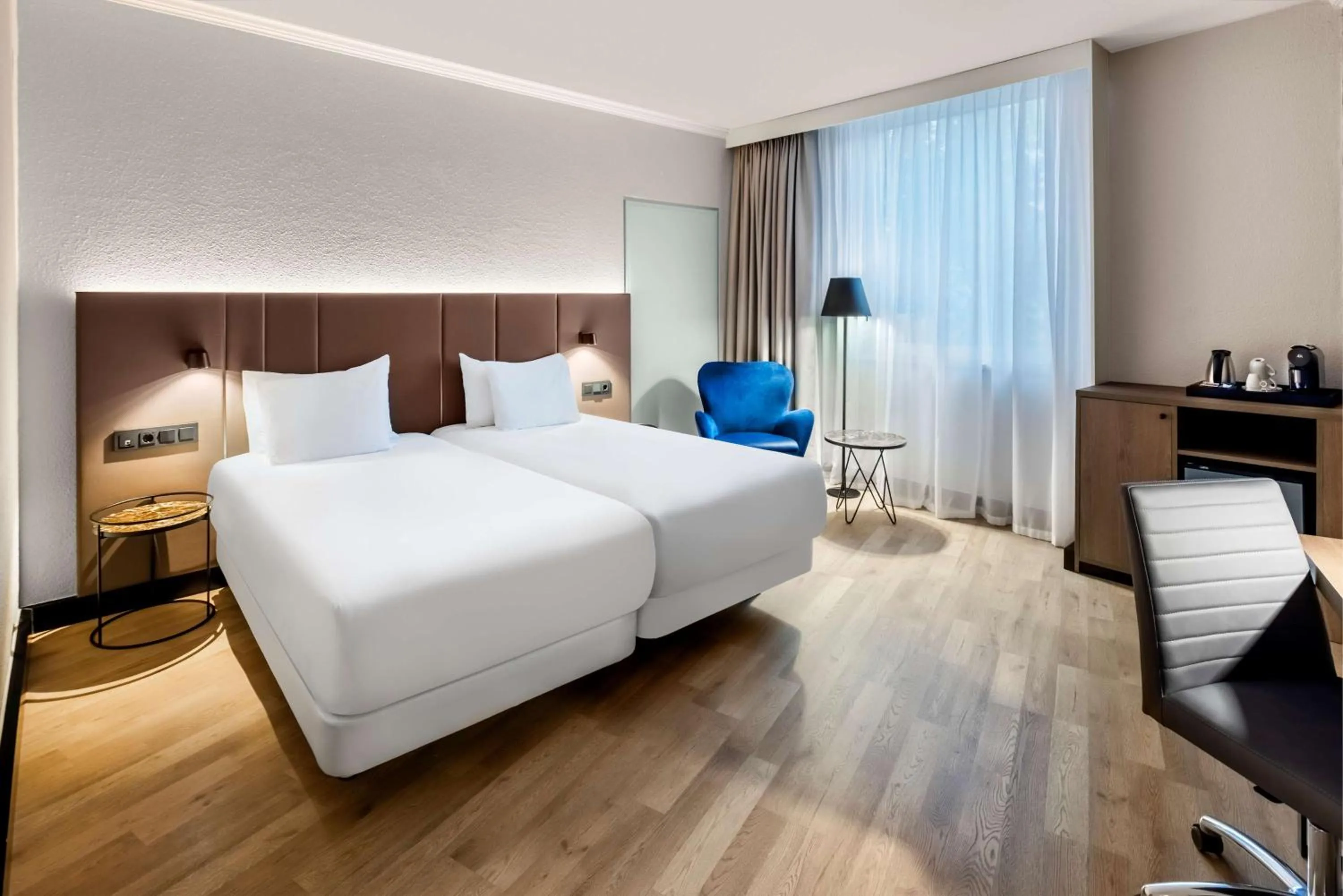 Standard Double or Twin Room Free Parking Promo with breakfast - single occupancy in NH Luxembourg Airport