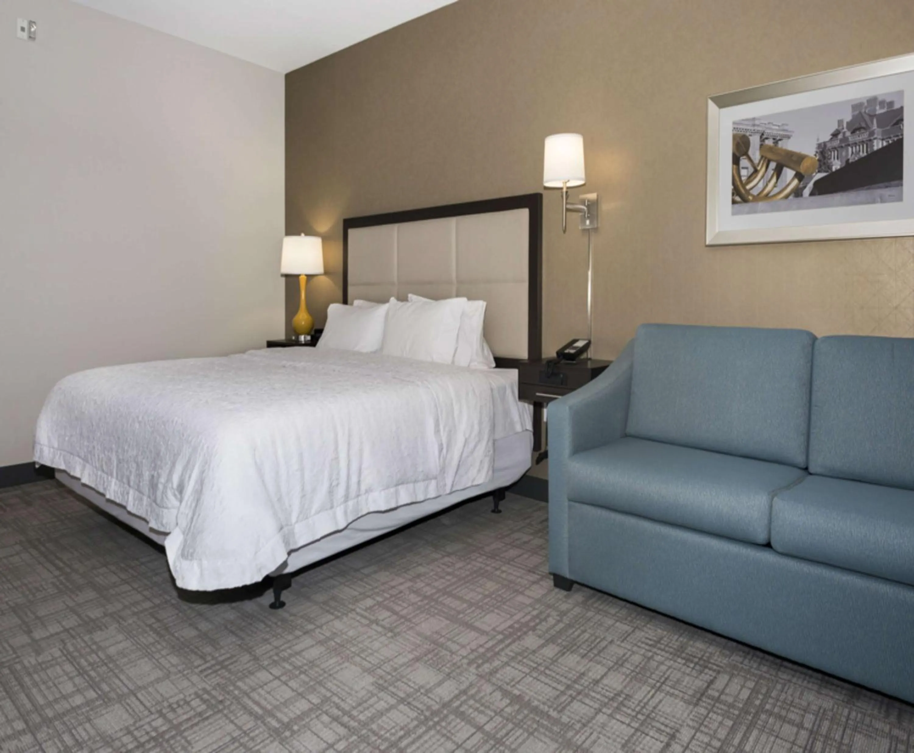 King Room with One King Bed and Sofa Bed - Hearing Accessible in Hampton Inn and Suites Minneapolis University Area, MN