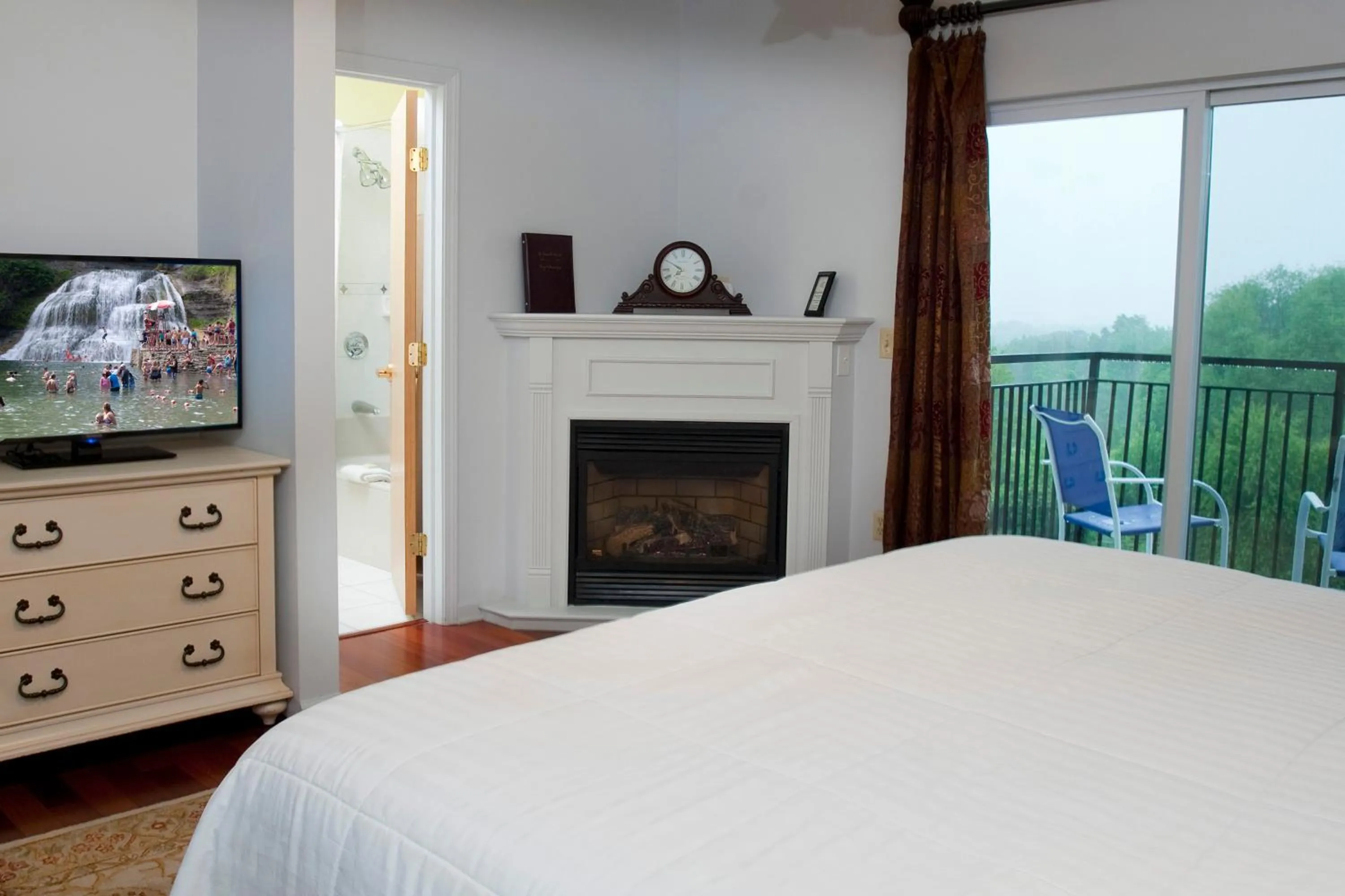 Deluxe King Studio in La Tourelle Inn & Spa