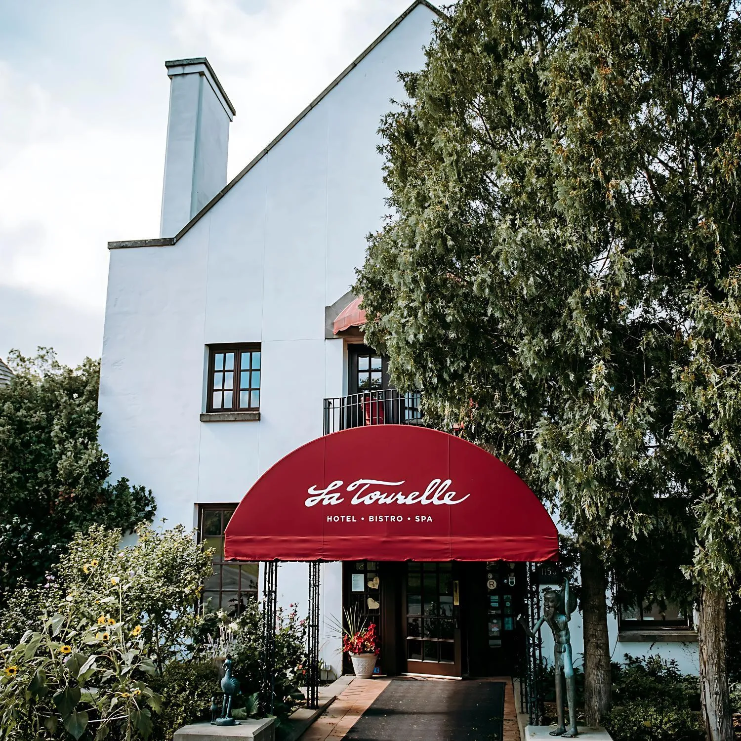 Two-Bedroom Suite in La Tourelle Inn & Spa