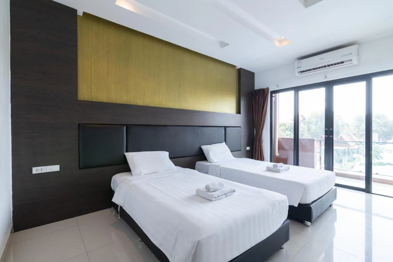 Superior Twin Room in Tribe Pattaya