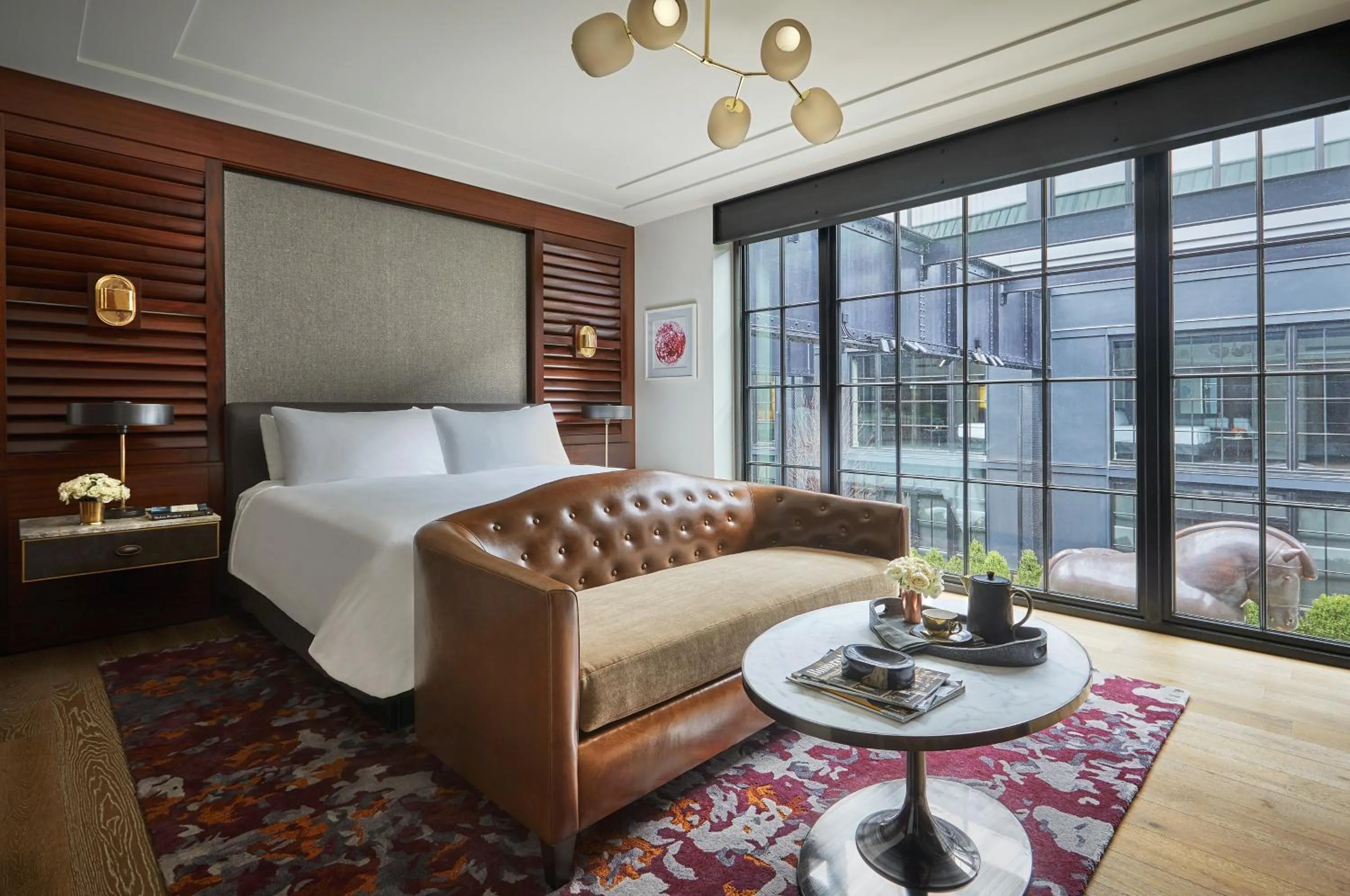 Deluxe Courtyard King in Pendry Baltimore