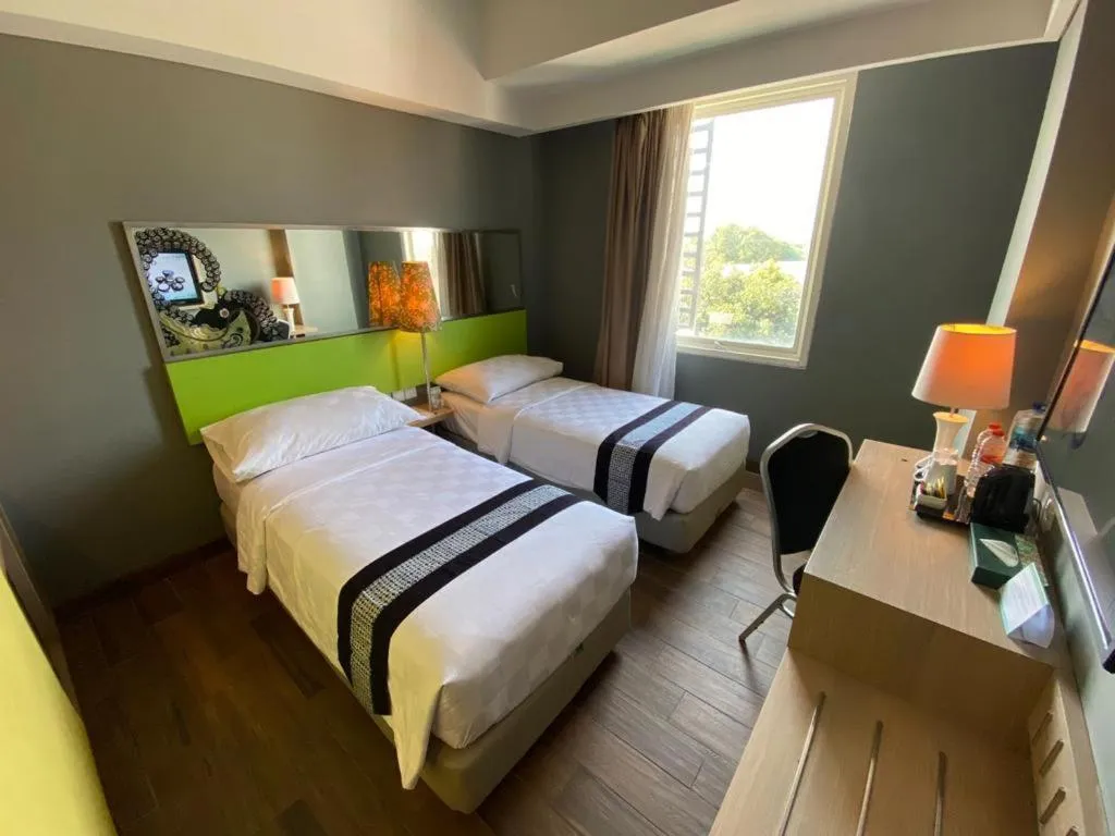 Deluxe Twin Room in Khas Hotel Pekalongan