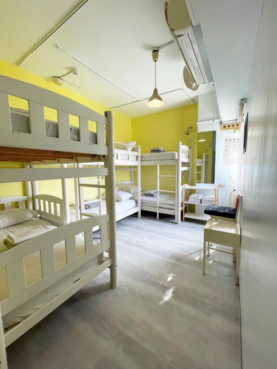 6-Bed Mixed Dormitory Room in 安蘭居旅店 An Lan Jie Hotel