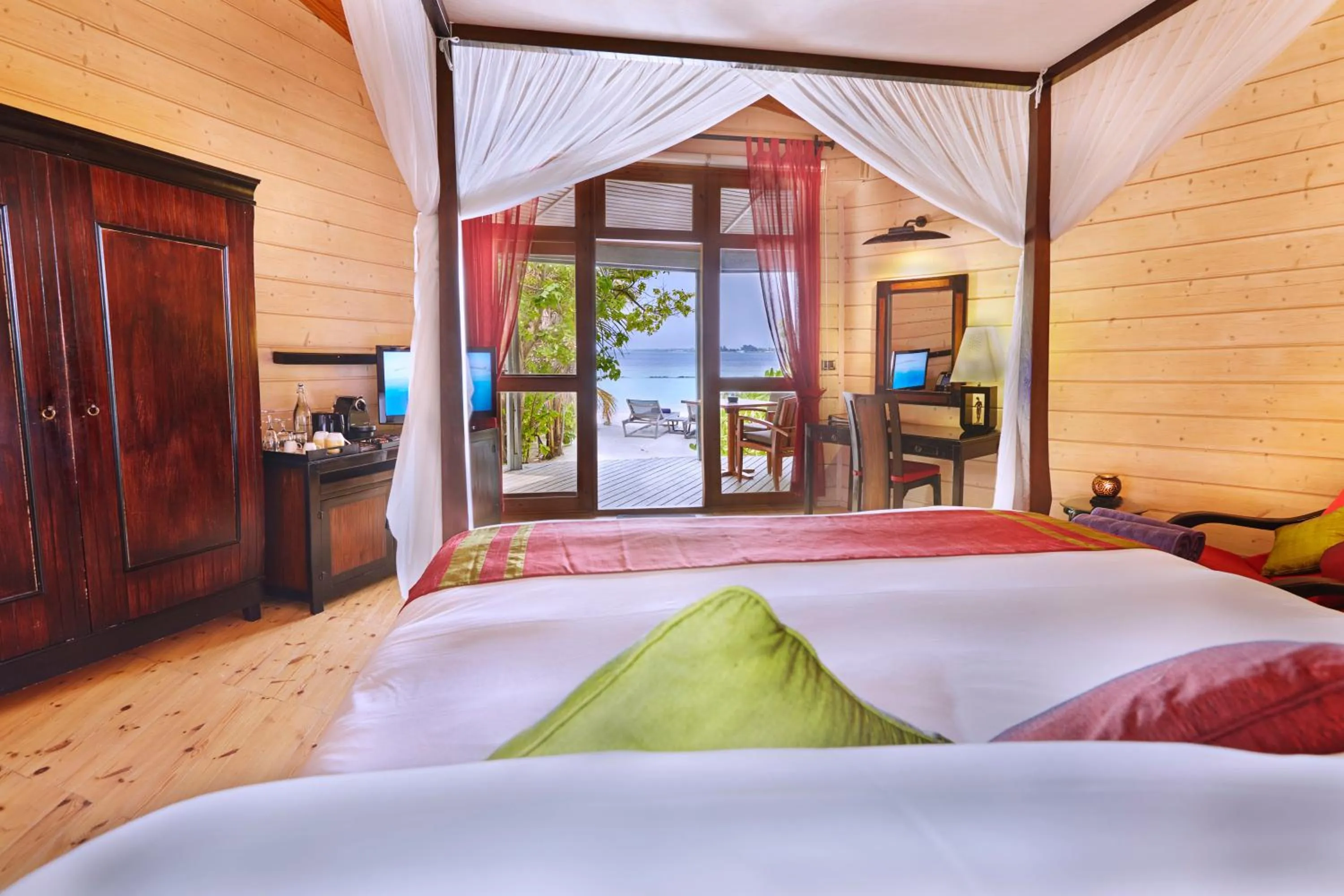 Beach Villa in Komandoo Island Resort & Spa