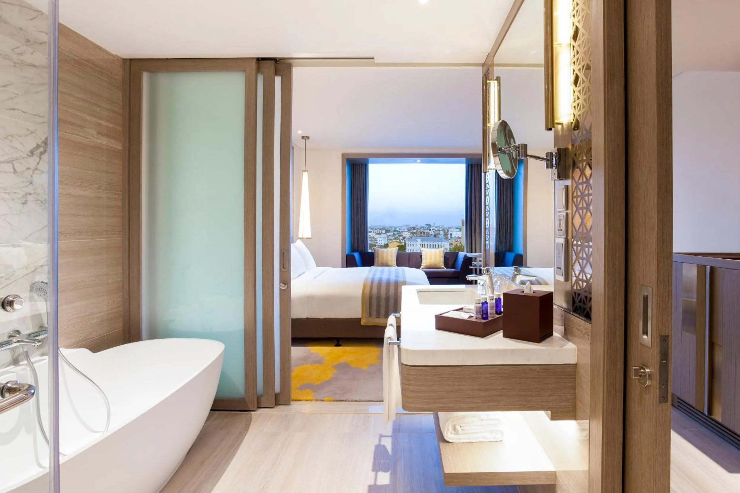 Standard King in Crowne Plaza Vientiane by IHG