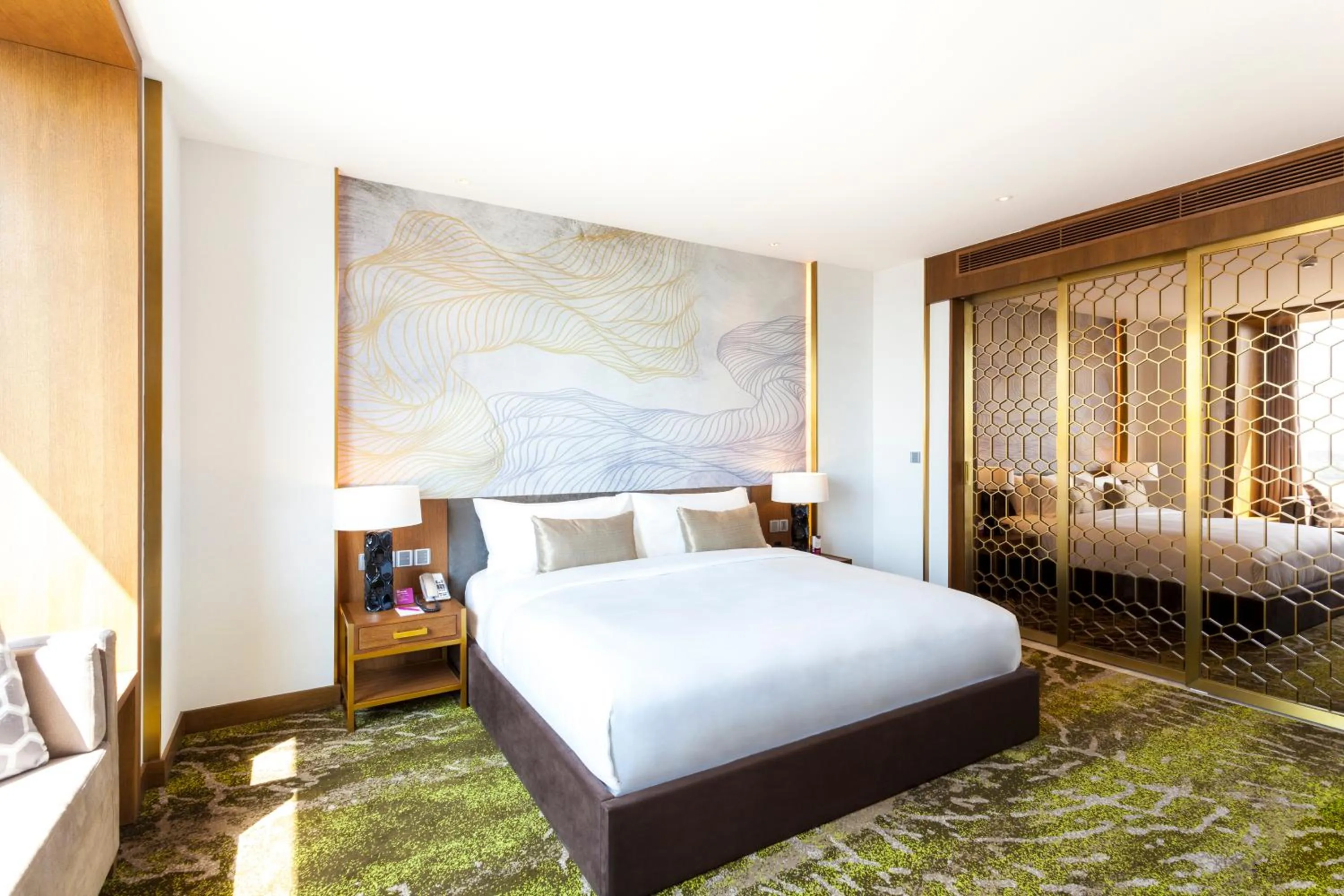 Deluxe Suite in Crowne Plaza Vientiane by IHG