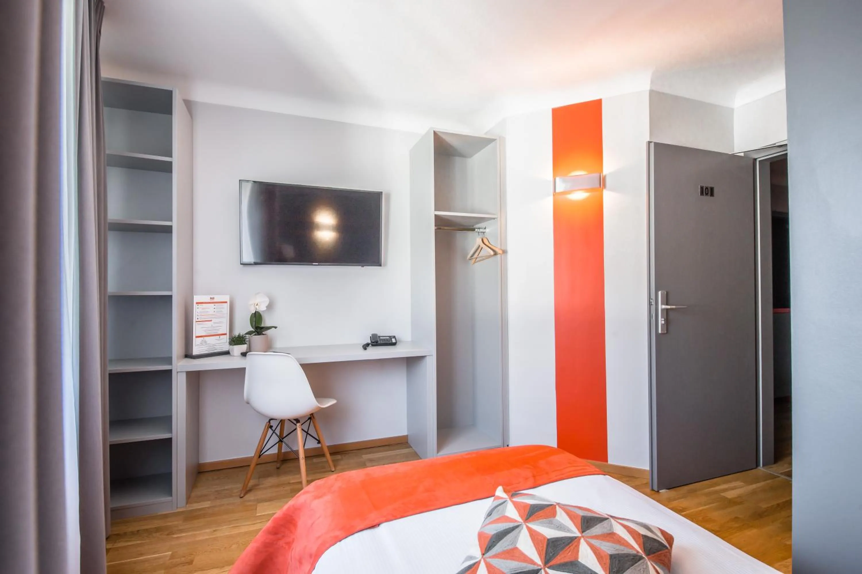 Small Single Room in Mandarina Hotel Luxembourg Strassen