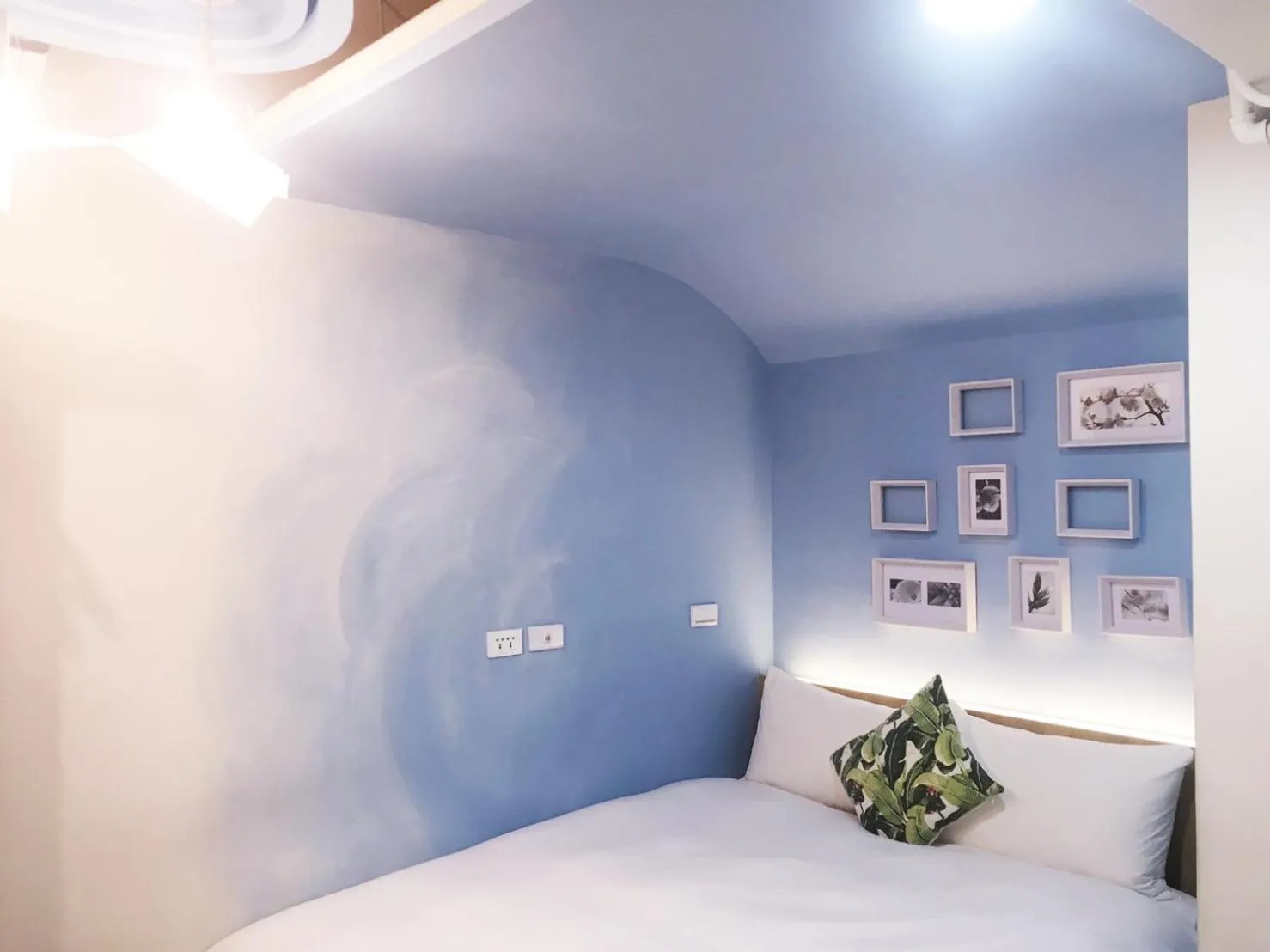 Superior Double Room in Paper Plane Hostel