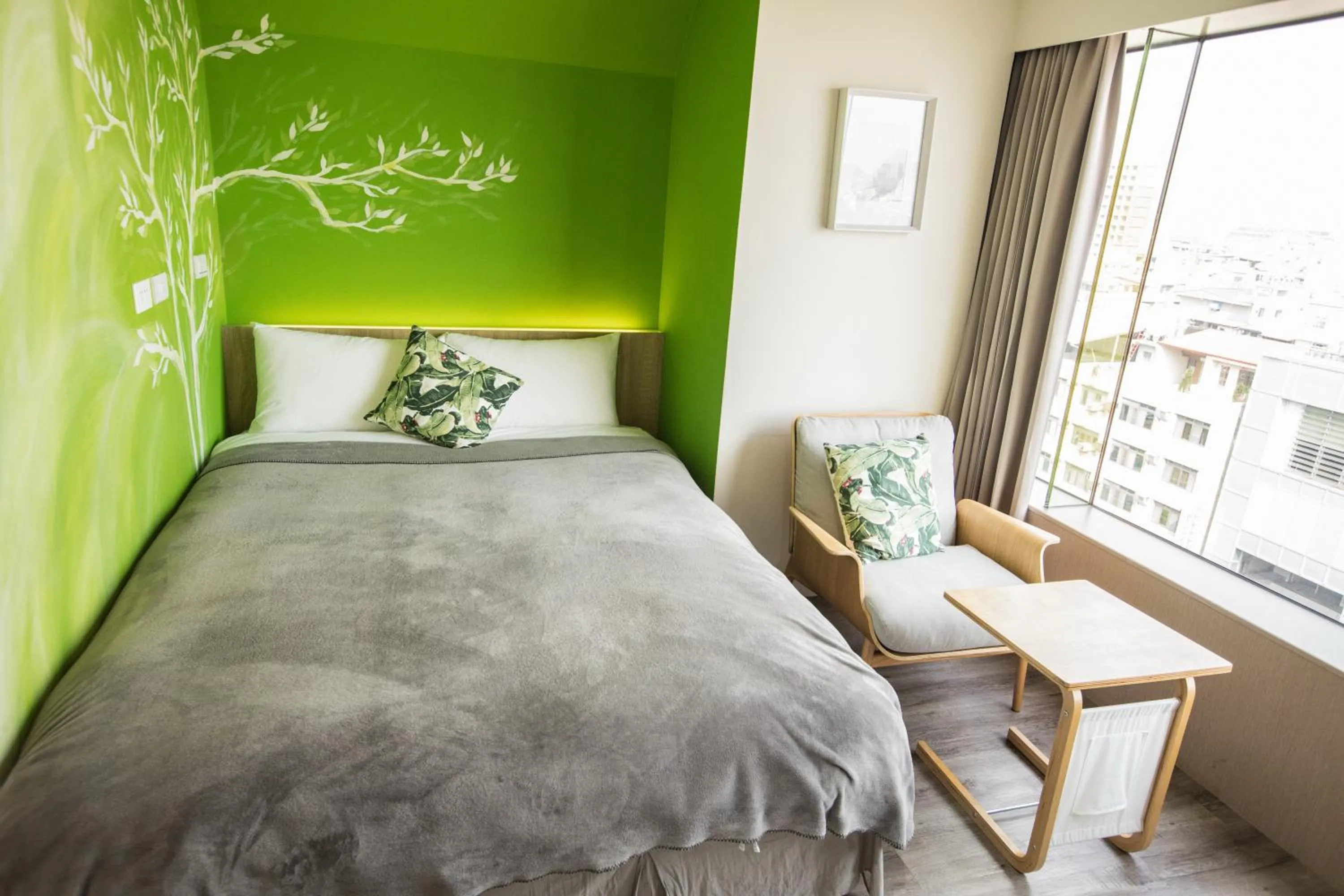 Deluxe Double Room in Paper Plane Hostel