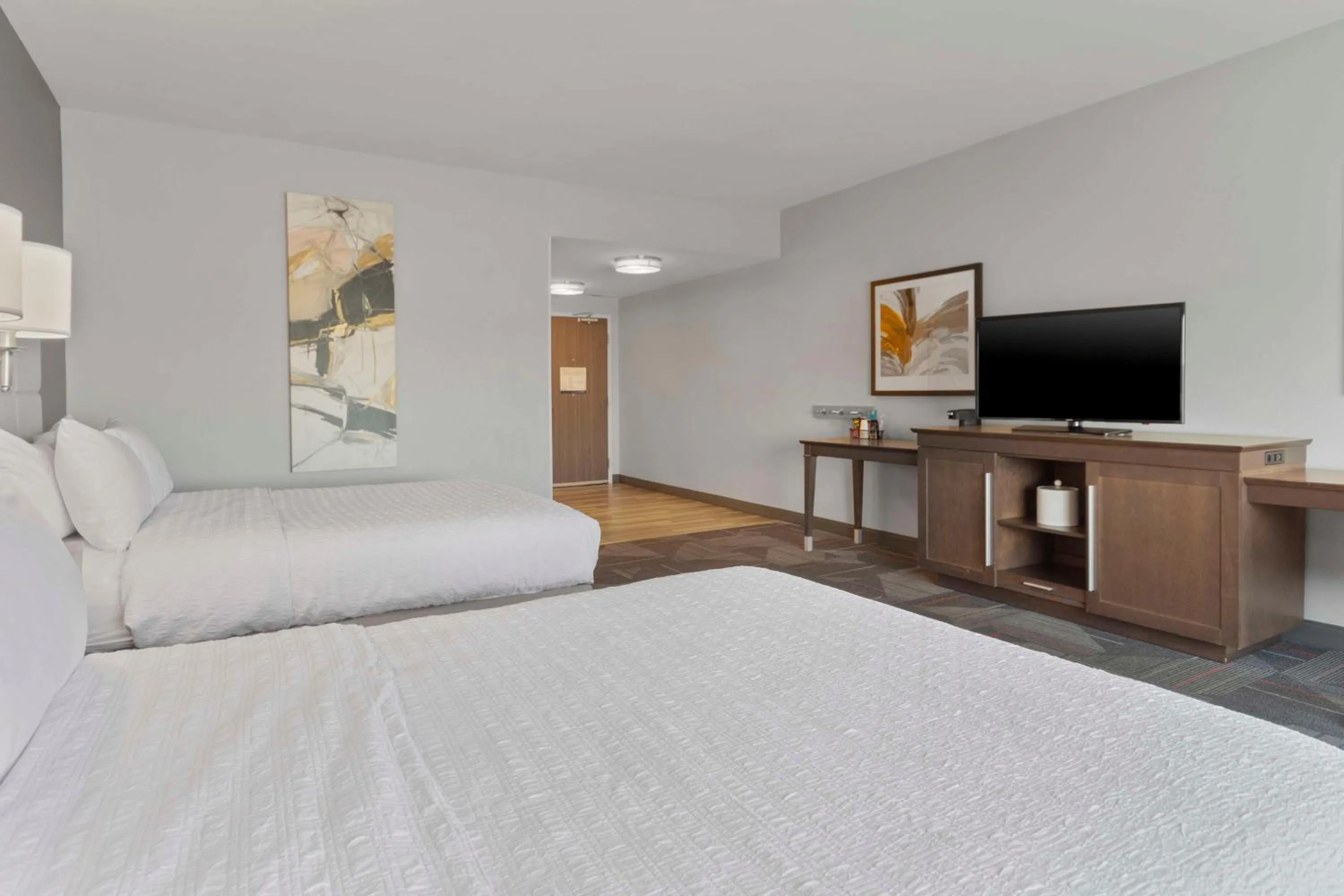 Queen Room with Two Queen Beds - Mobility Access/Non-Smoking in Hampton Inn & Suites Columbus Scioto Downs