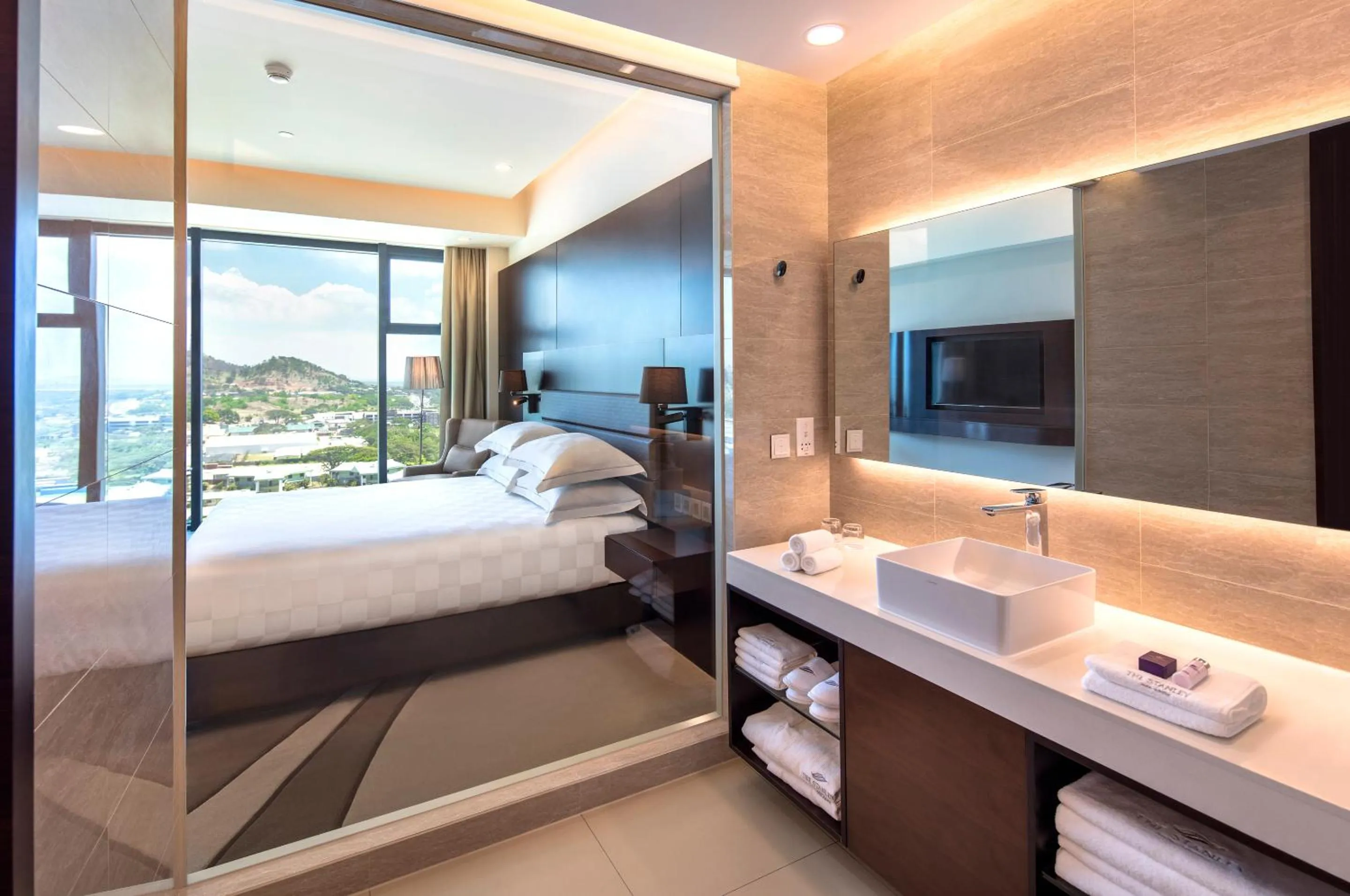 King Room with Executive lounge access - single occupancy in The Stanley Hotel & Suites