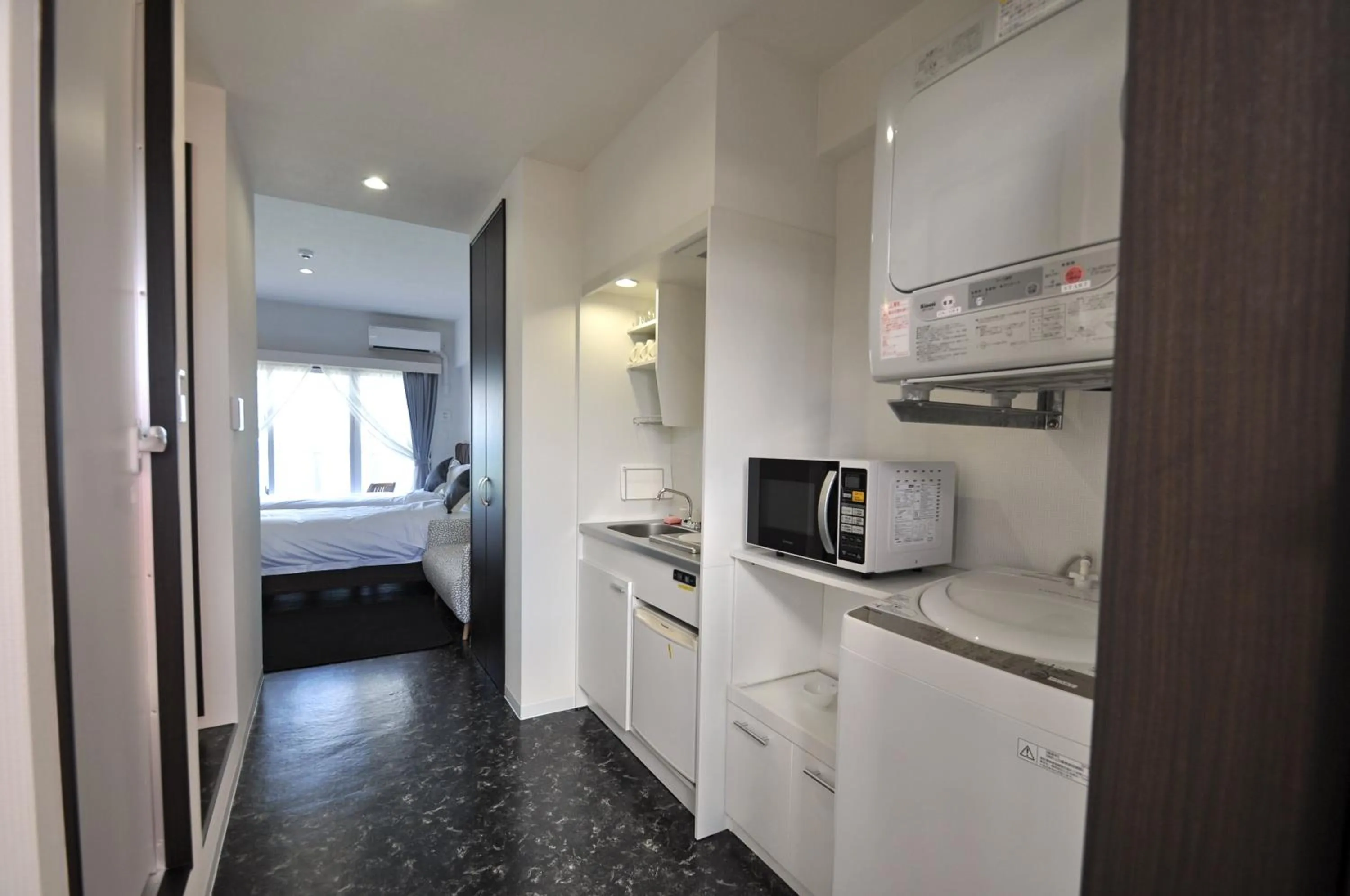 Deluxe Twin Room with Sea View - High Floor in Beach Front Tower Mihama by DSH