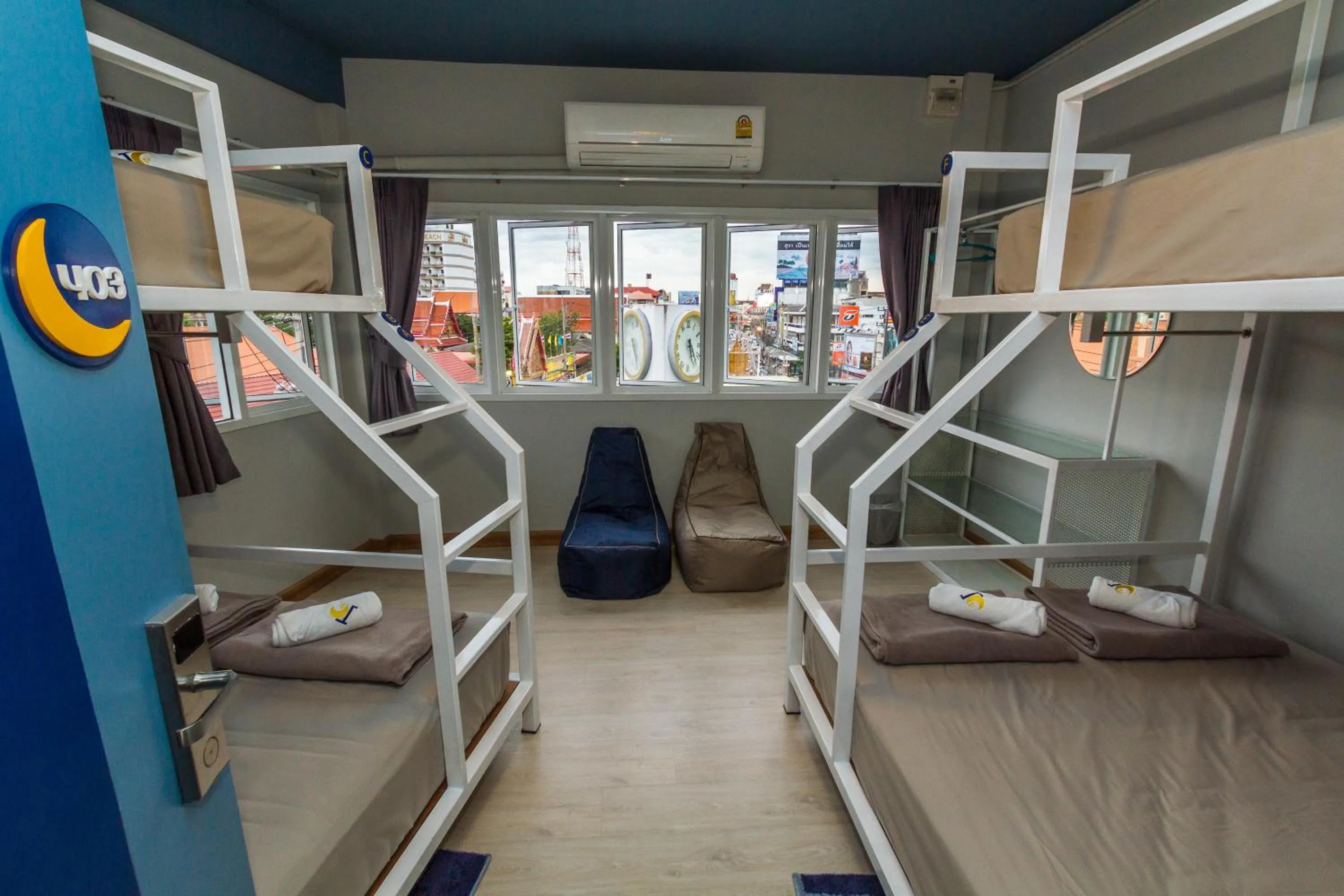 Double or Twin Room with Shared Bathroom in The Moon Hostel Huahin