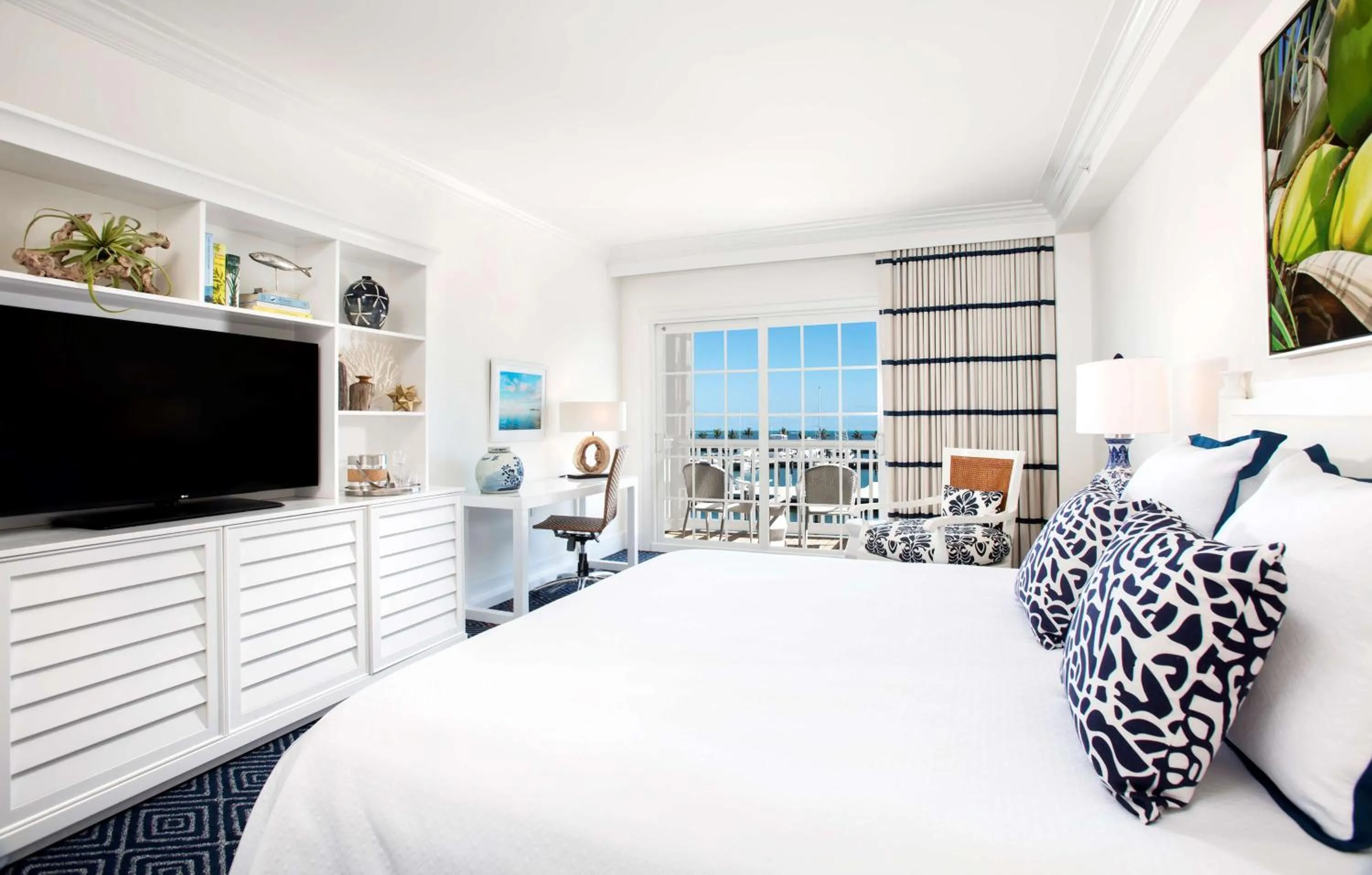 King Suite with Ocean View and Balcony in Oceans Edge Key West