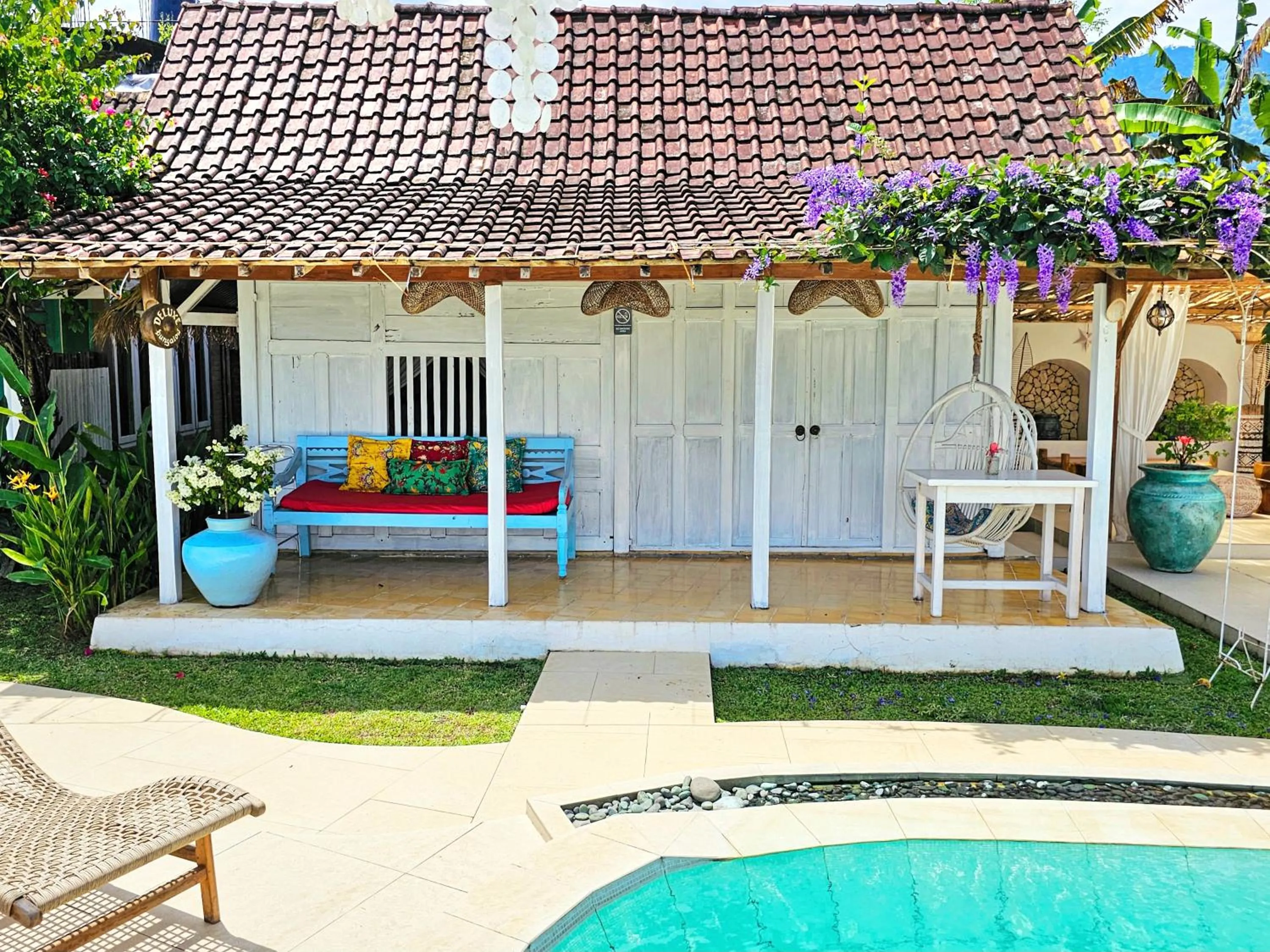 Deluxe Bungalow with Garden View in Janur Bungalow