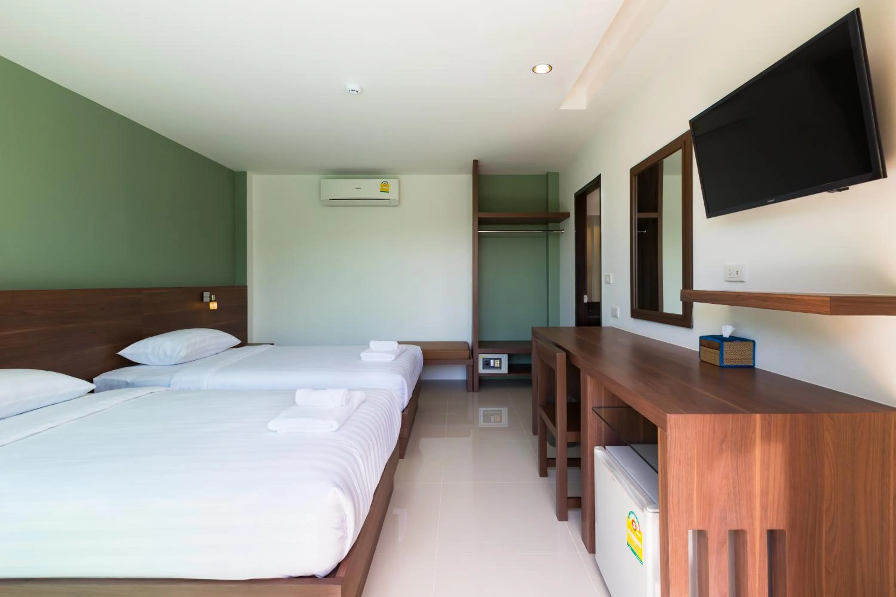 Deluxe Double or Twin Room in Parida Resort