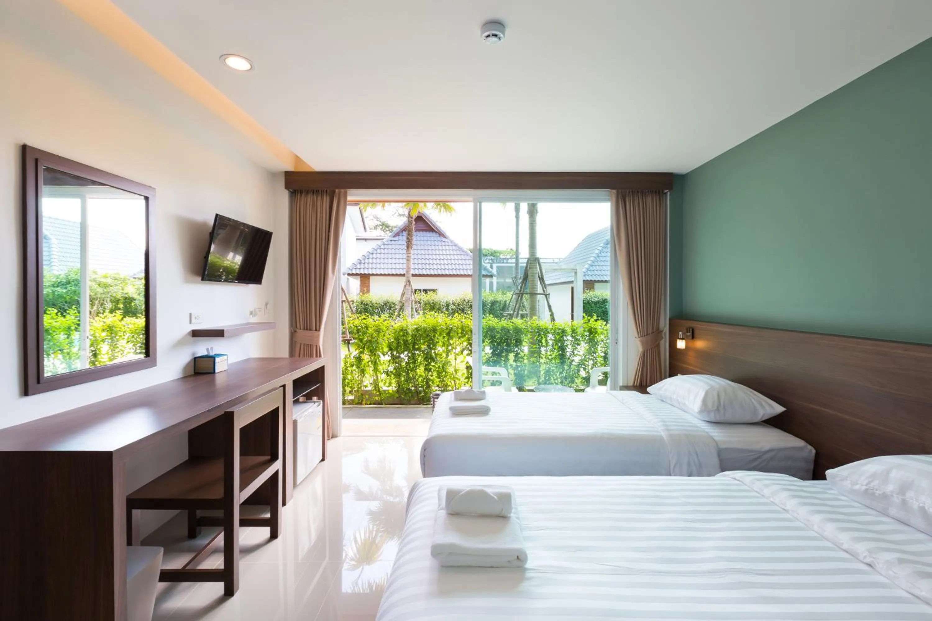 Deluxe Double or Twin Room in Parida Resort