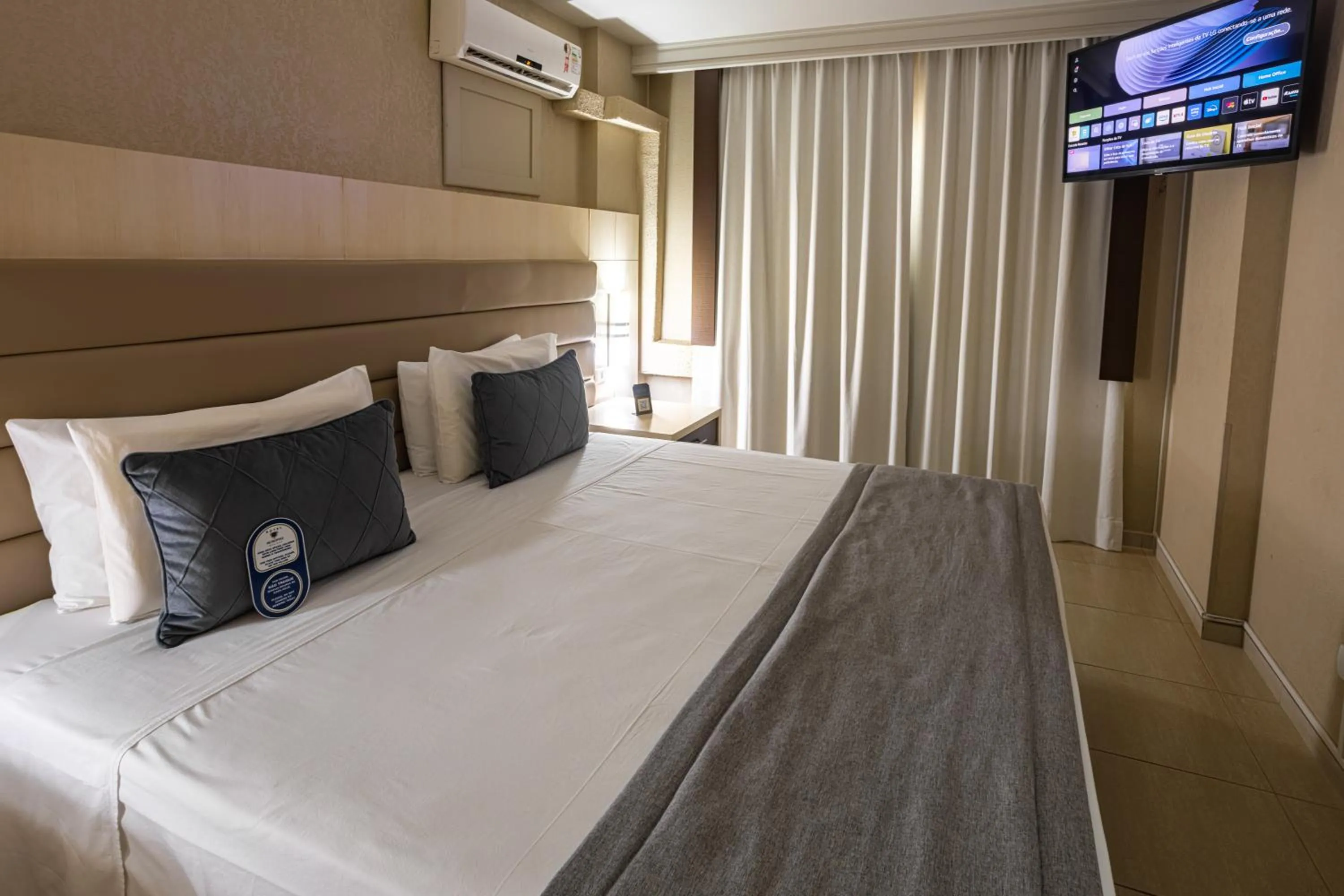 Superior King Room - single occupancy in Hotel Metrópole Maringá