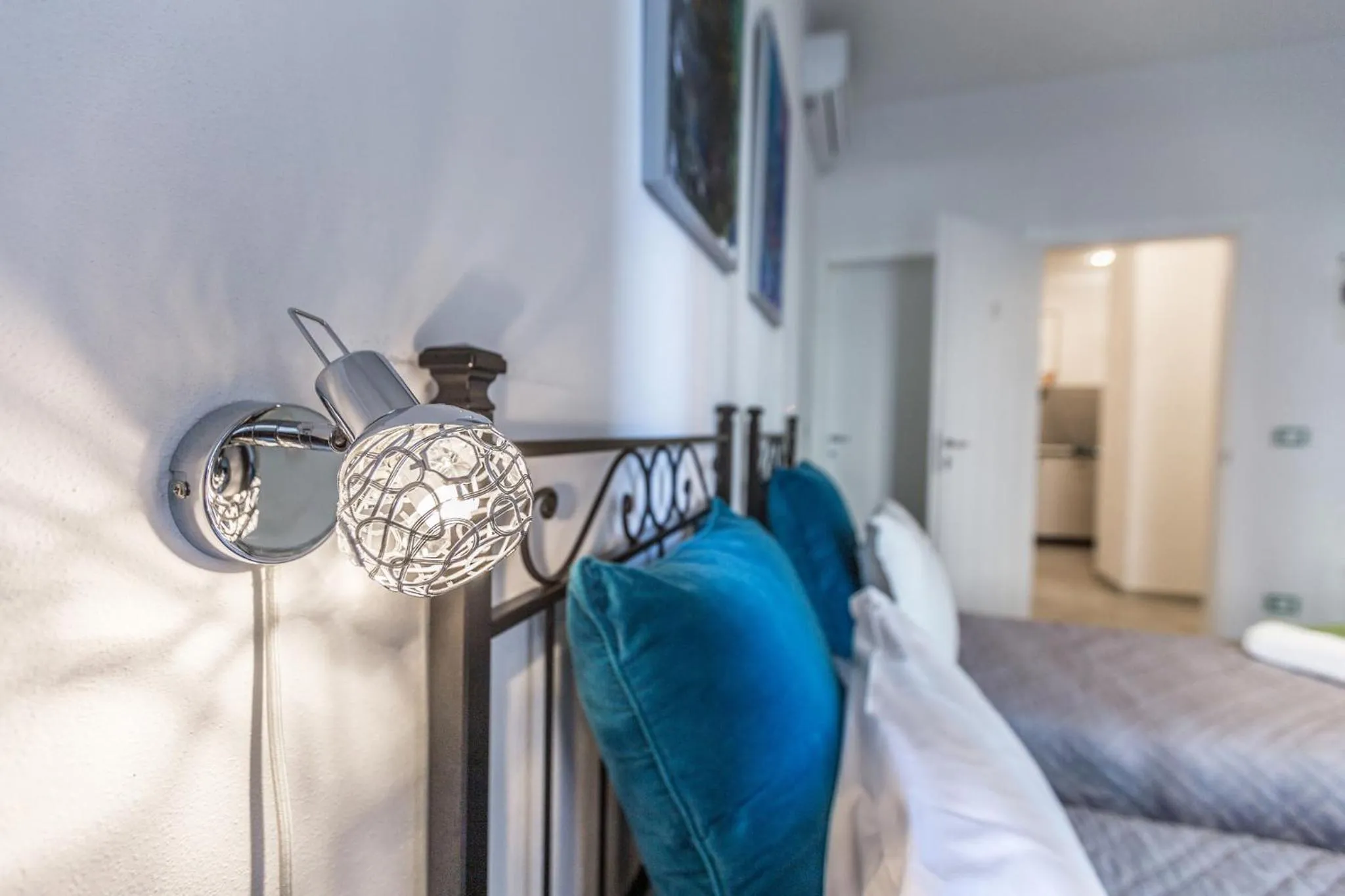 Queen Room in Central City Rooms