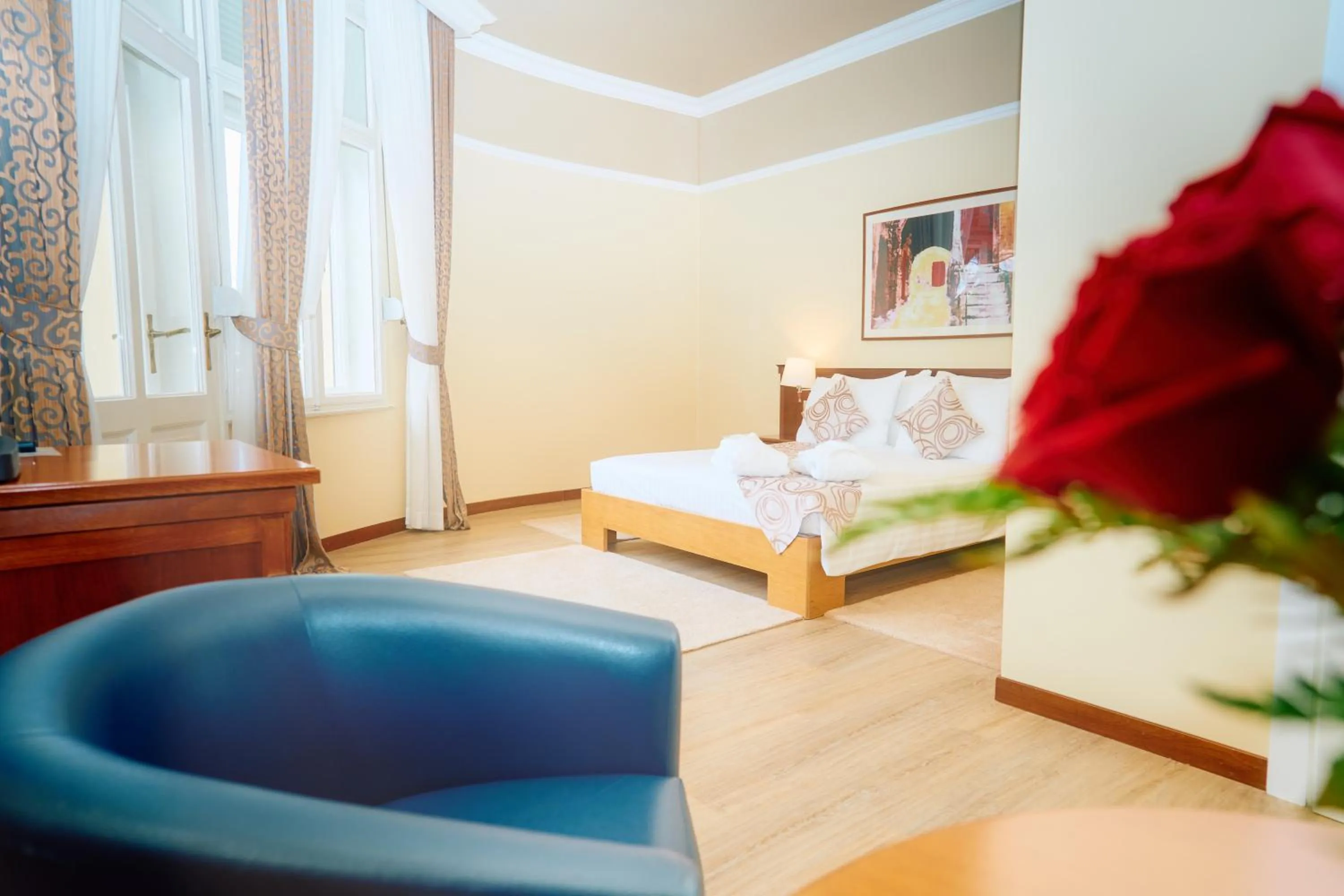 Junior Suite with Sea View - single occupancy in BRISTOL Hotel Opatija