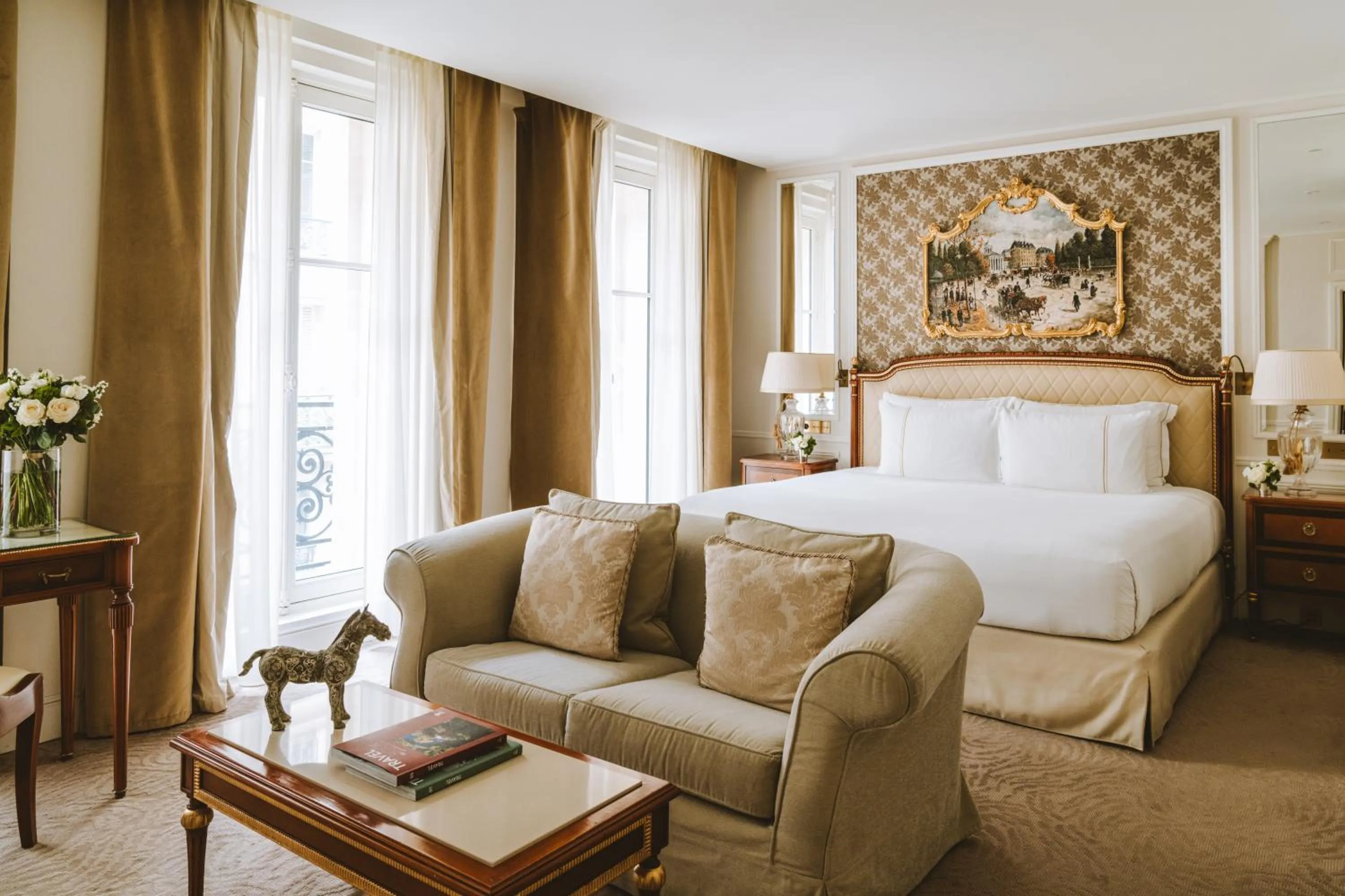 Junior Suite Saint Honoré in Hotel Splendide Royal Paris - Relais & Châteaux