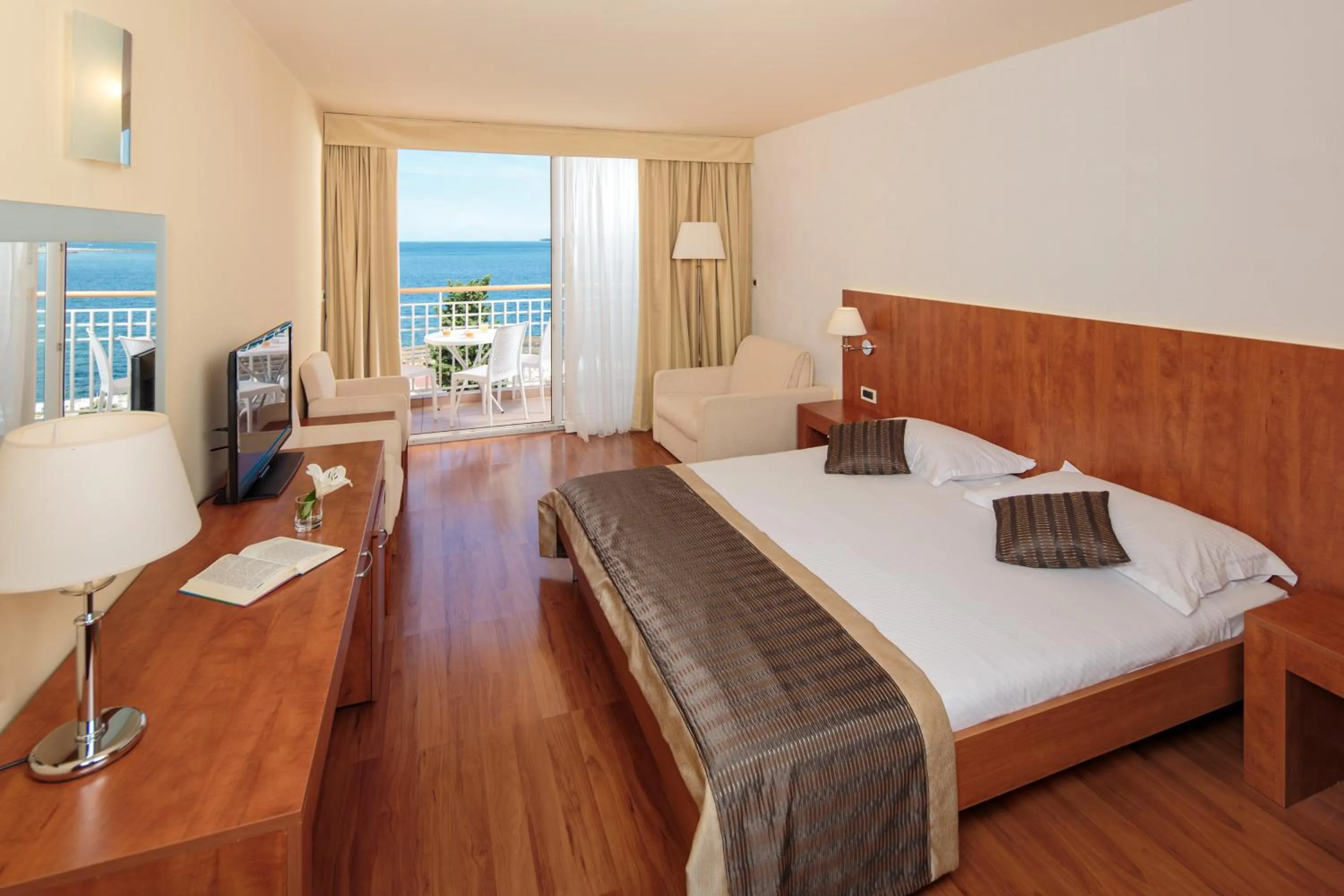 Premium Room with Balcony, Sea Side - extra bed in Hotel Umag Plava Laguna