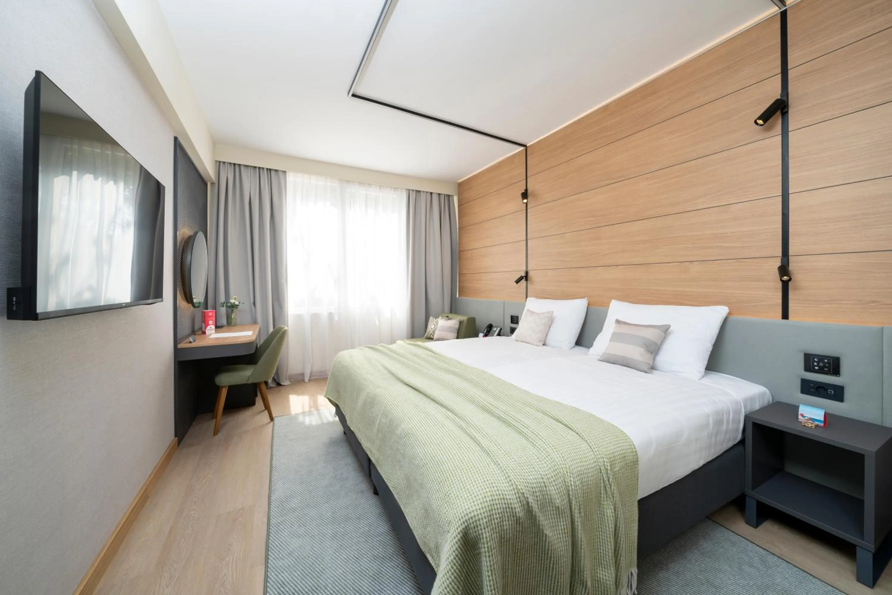 Classic Room - Park Side in Hotel Pelegrin Plava Laguna