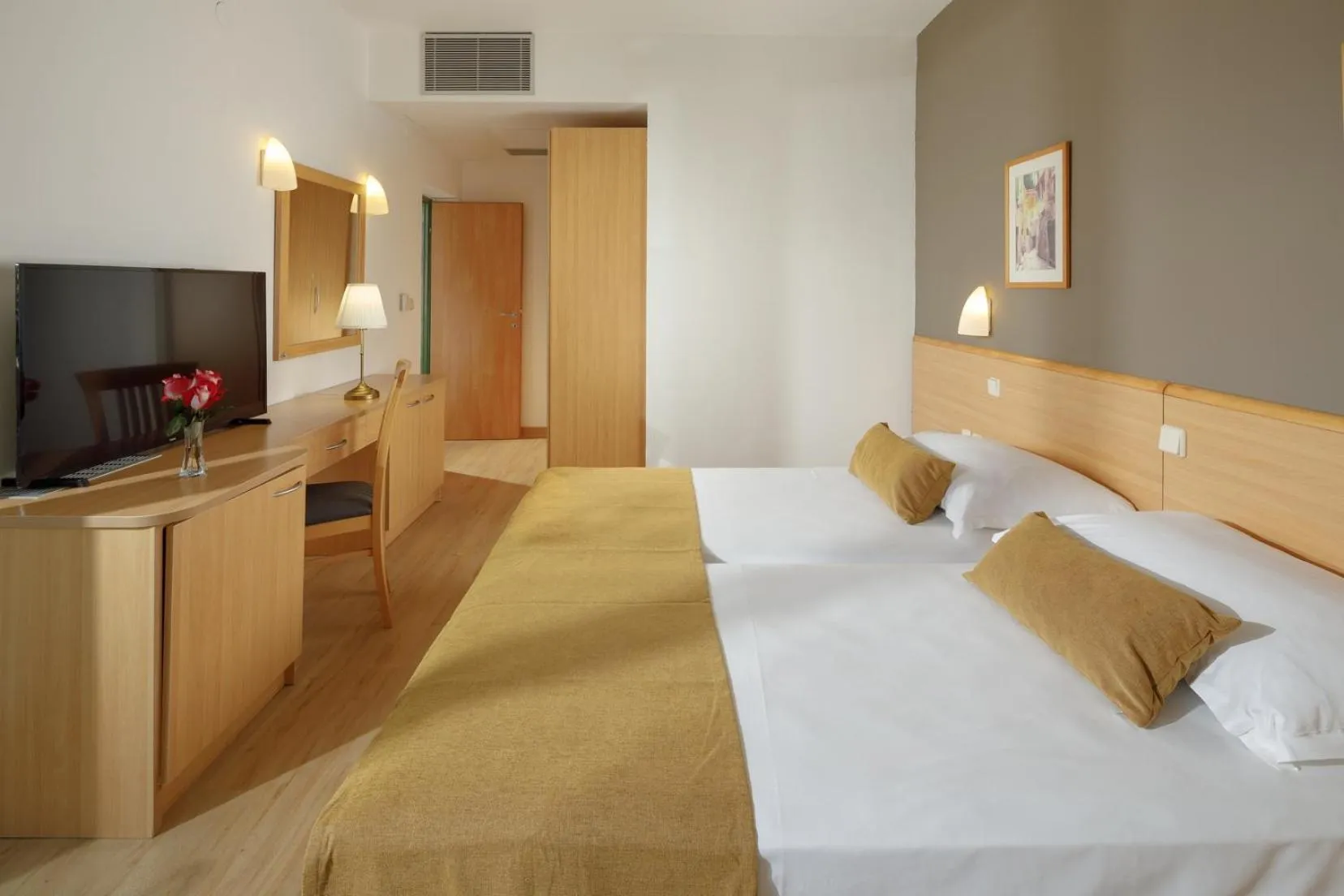 Suite with Balcony - Park Side in Hotel Aurora Plava Laguna